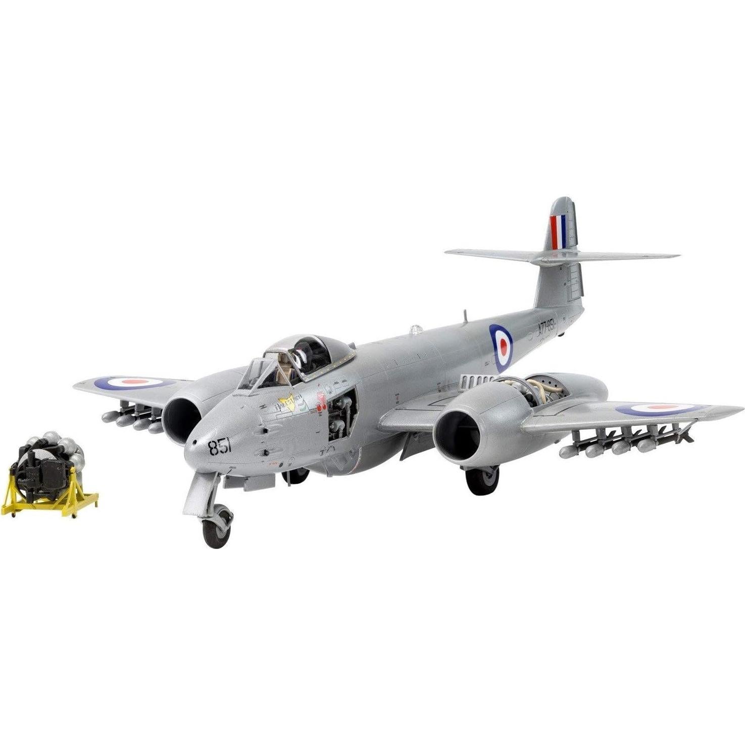 Kit de Modelo Gloster Meteor F8 1:48 Airfix Guerra de Corea