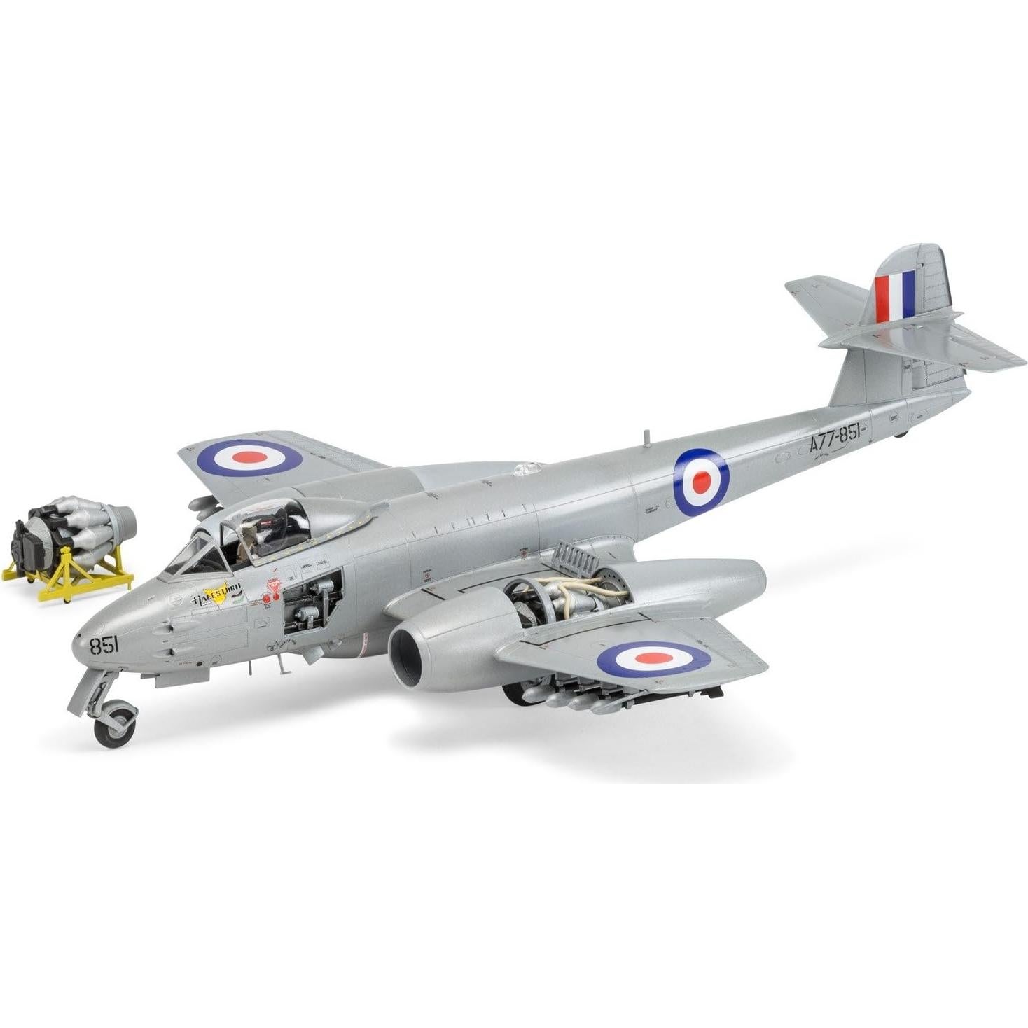 Kit de Modelo Gloster Meteor F8 1:48 Airfix Guerra de Corea