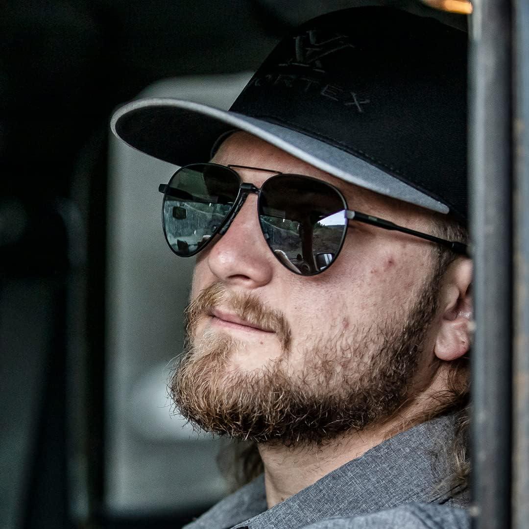 Gafas de sol STNGR Aviator con almohadilla nasal innovadora