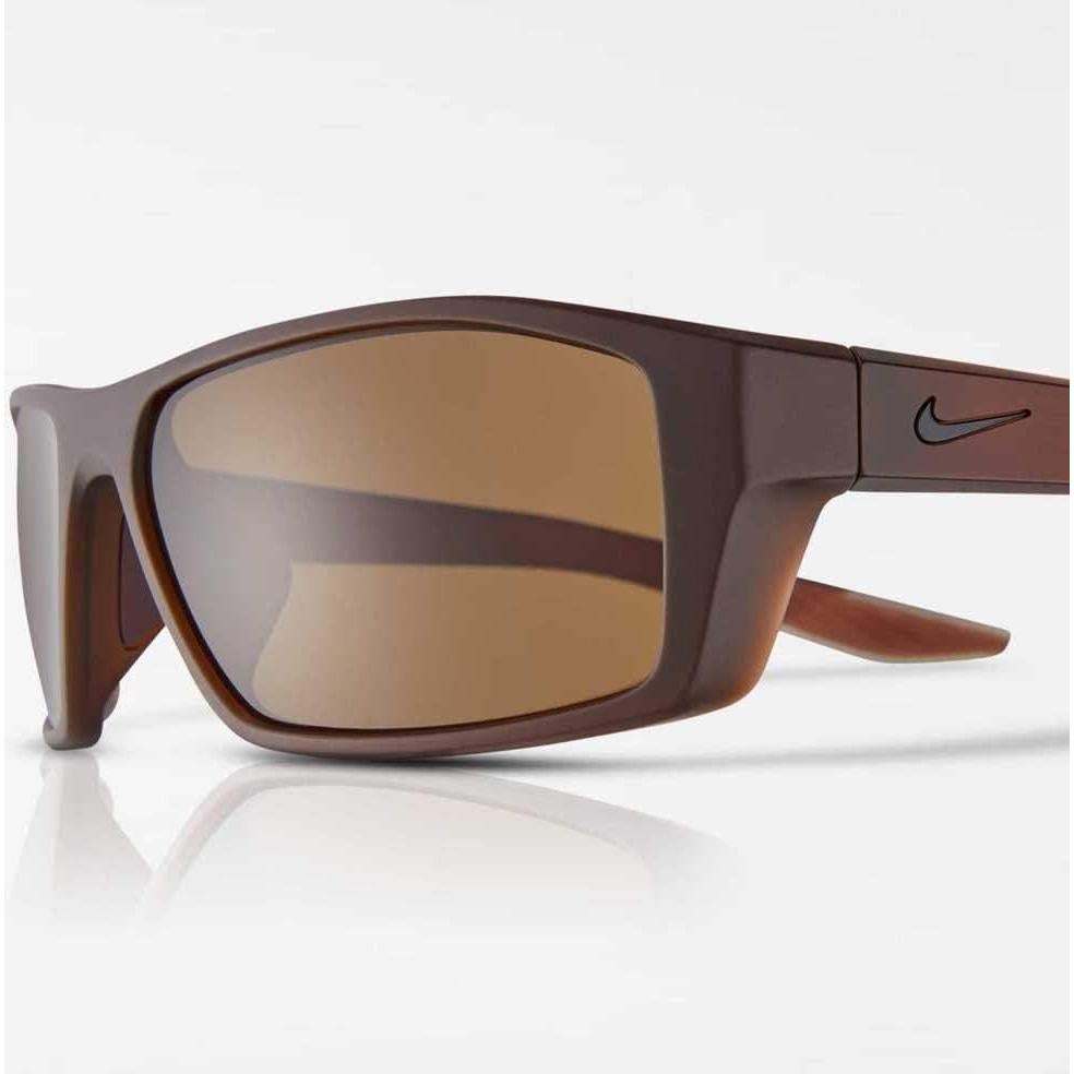 Gafas de sol Nike Brazen Shadow Matte El Dorado/Negro