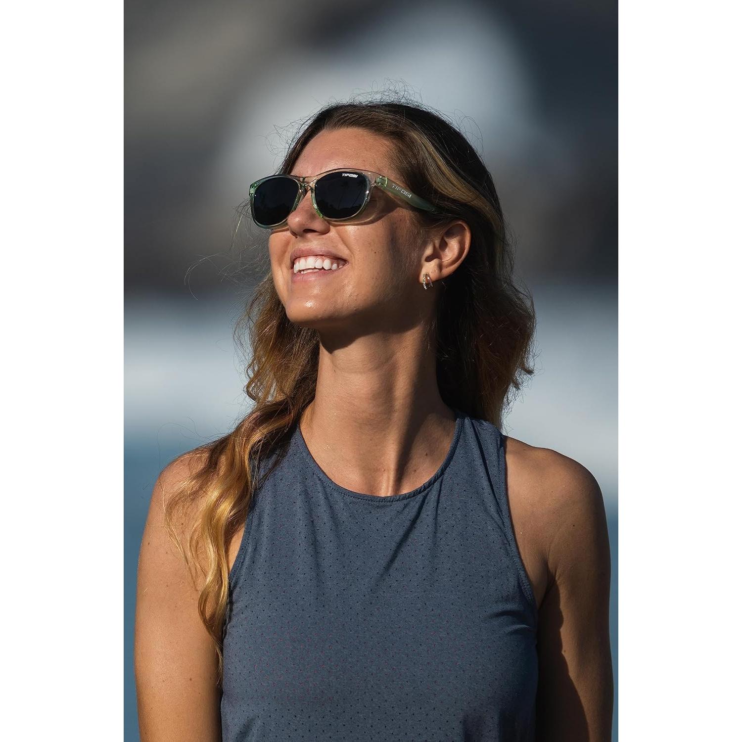 Gafas de Sol Tifosi Swank con Estuche y Correas - Humo