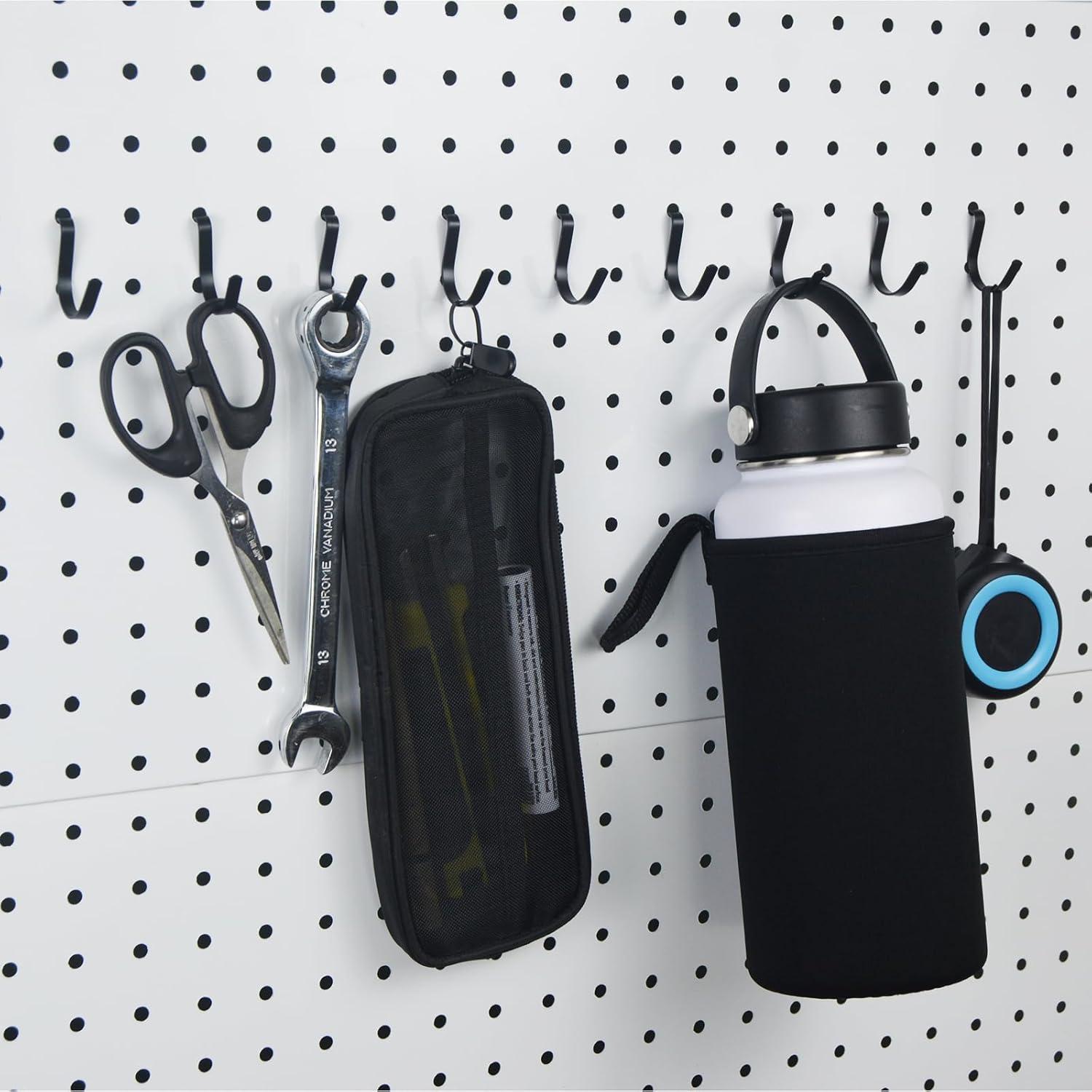 G.CORE Ganchos en J Negros para Tablero Perforado - 40pcs