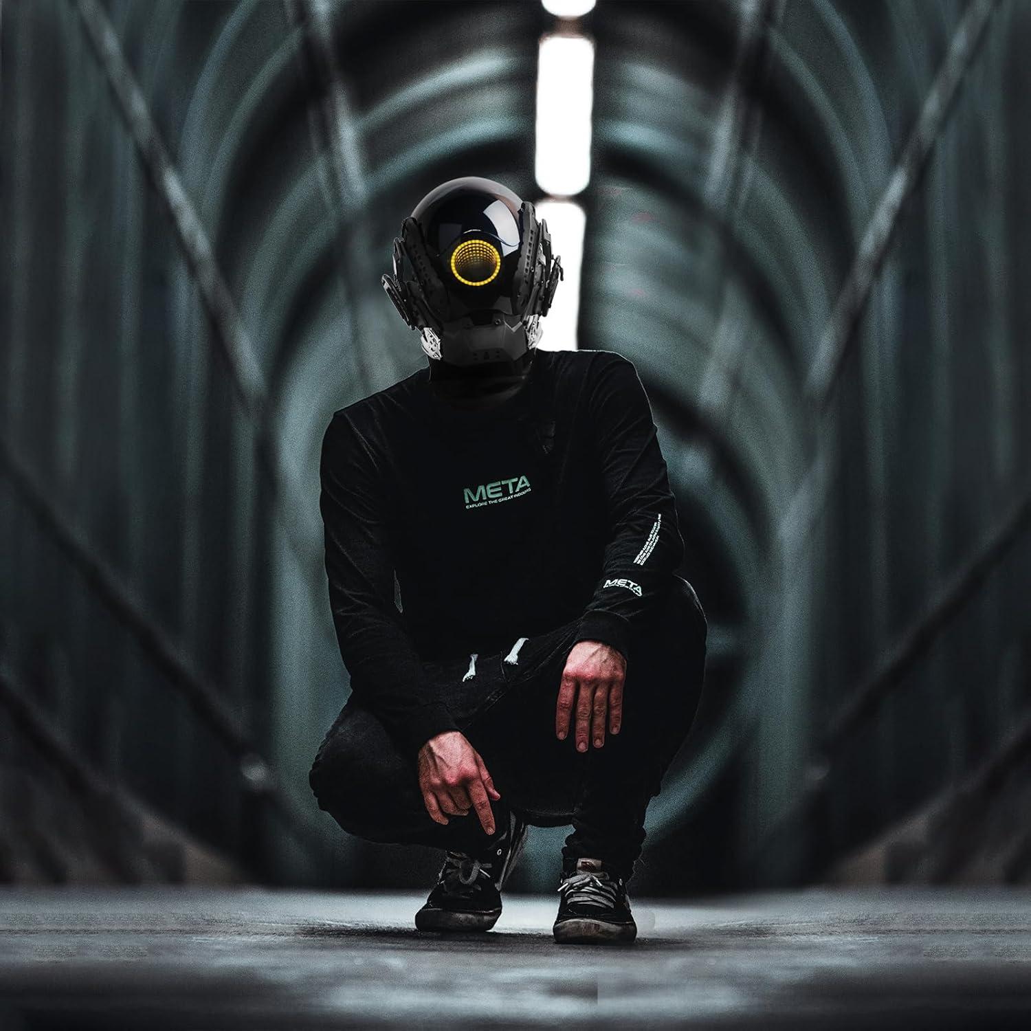 Máscara LED Punk Ojos del Abismo - Casco Futurista para Halloween