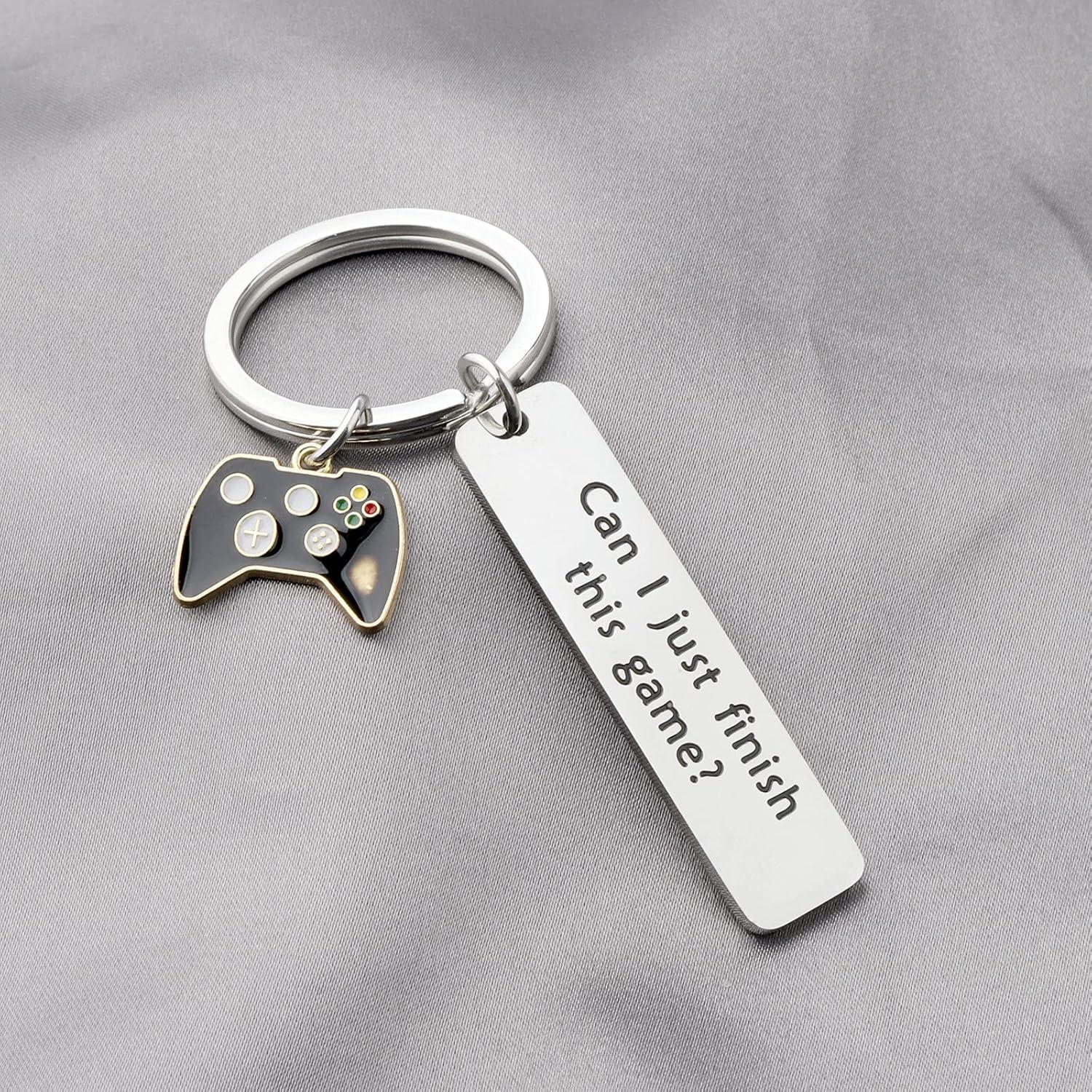 Llavero de Juego TGBJE Acero Inoxidable Grabado a Mano