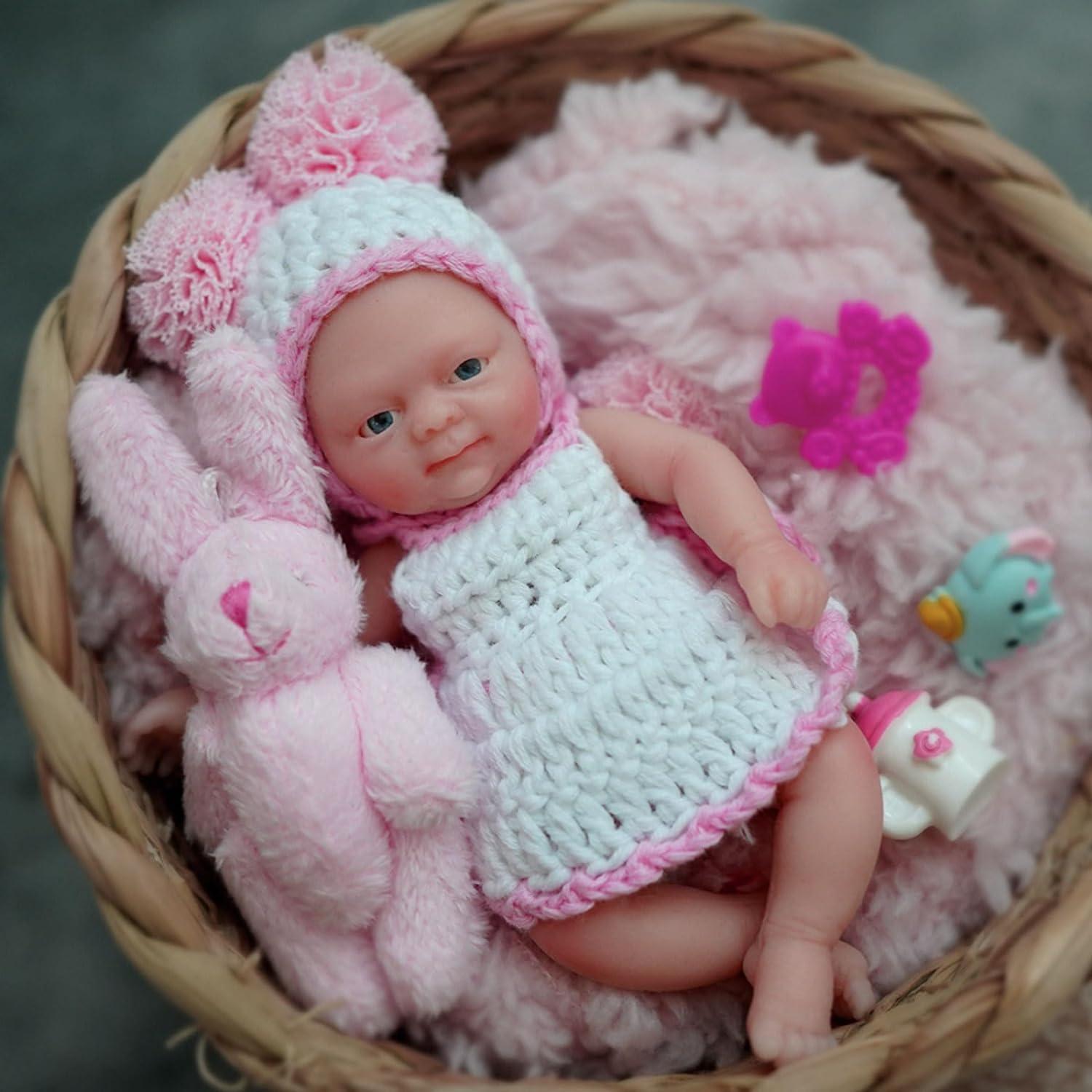 Muñeca Reborn Mini Niña 11.4 cm Silicona Ojos Abiertos