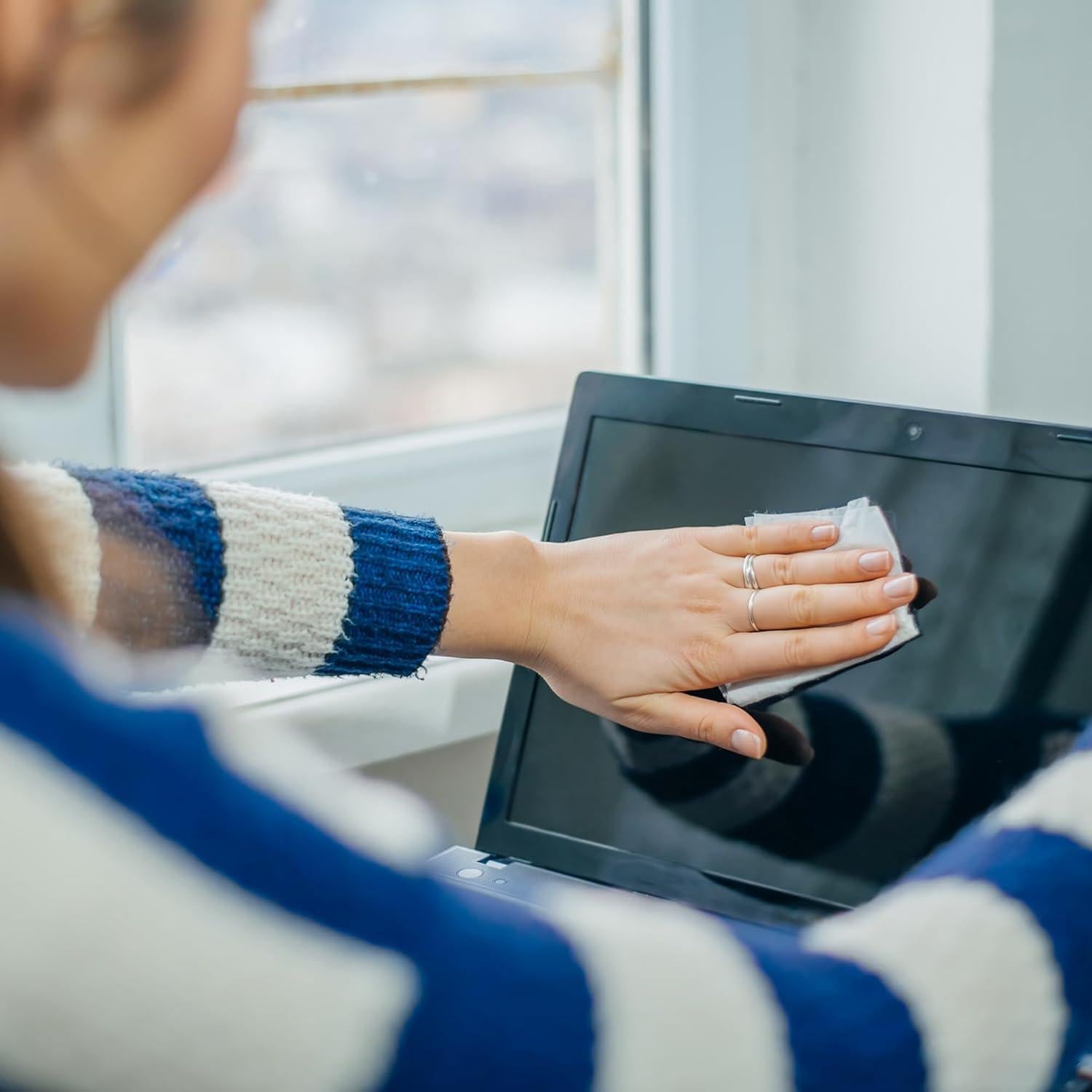 Toallitas de Alcohol Isopropílico Wipex 70% - 80 Unidades