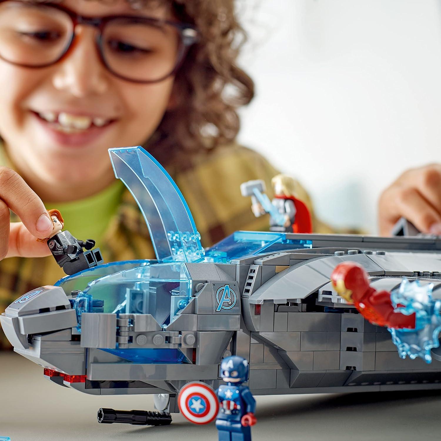 LEGO Marvel Quinjet 76248 - Set de Construcción con 5 Minifiguras