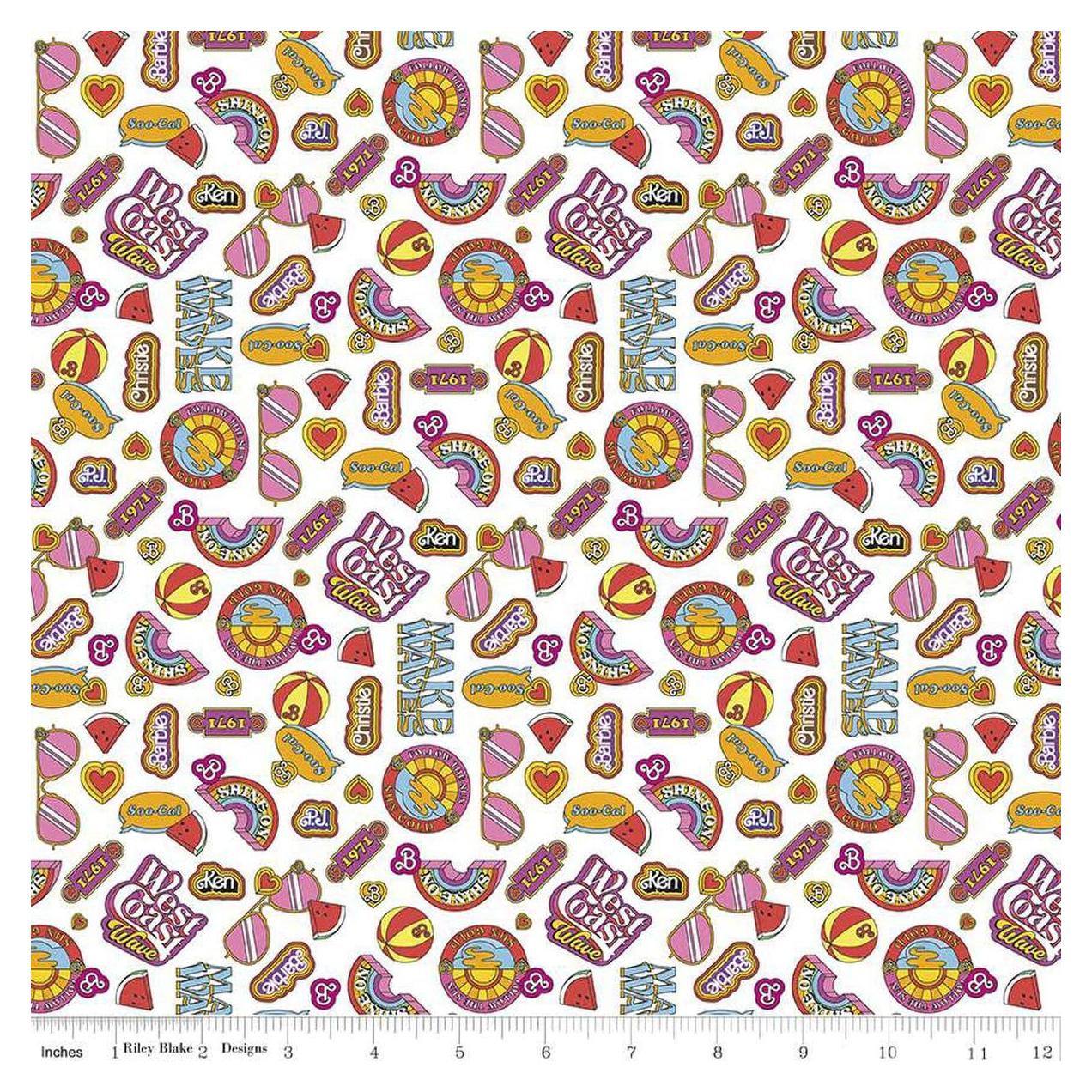 Tela de Barbie Riley Blake Iconos de Malibu 109.2 x 91.4 cm