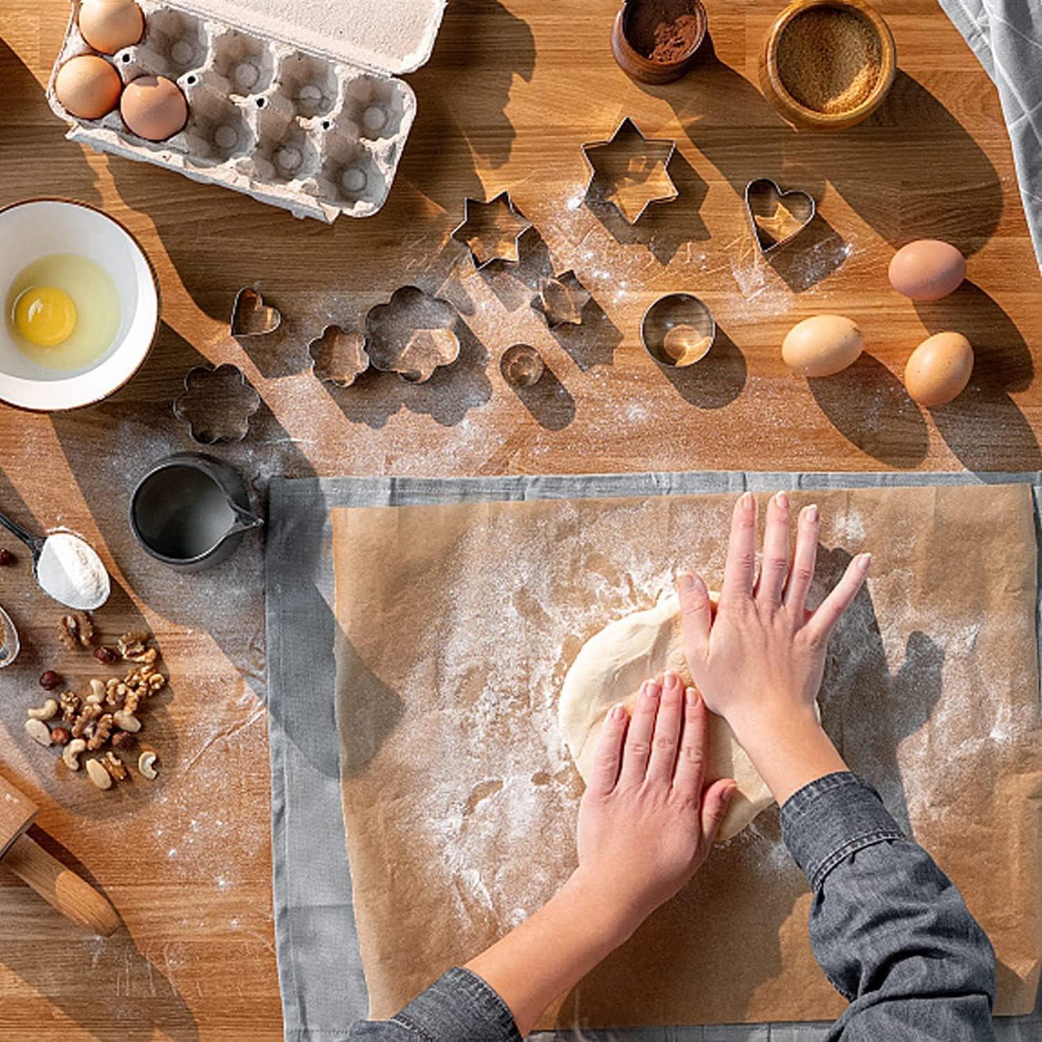 Juego de Cortadores de Galletas MIUTME Acero Inoxidable 12 Piezas