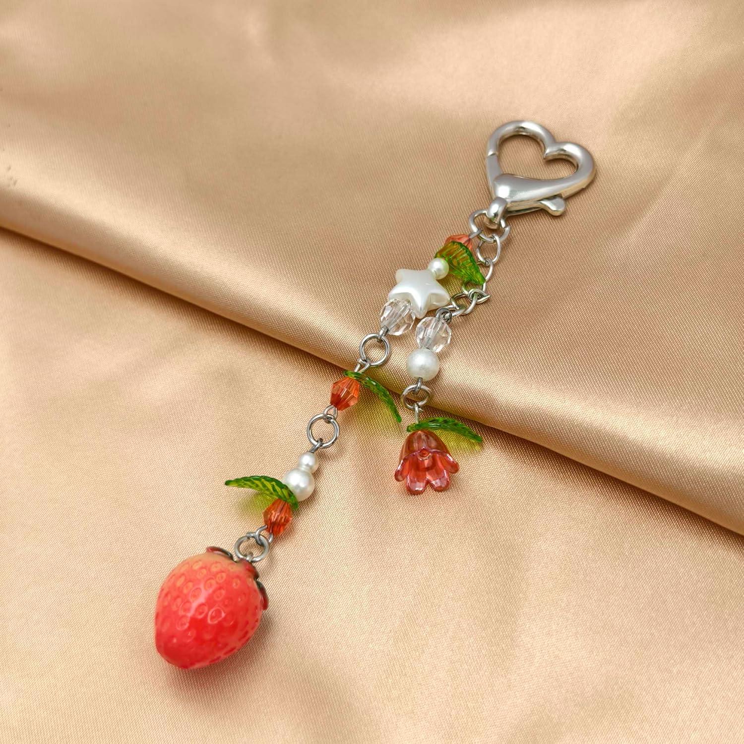 Llaveros Aesthetic Y2K AGEN KGEN con Fresa y Guitarra 12.5 cm