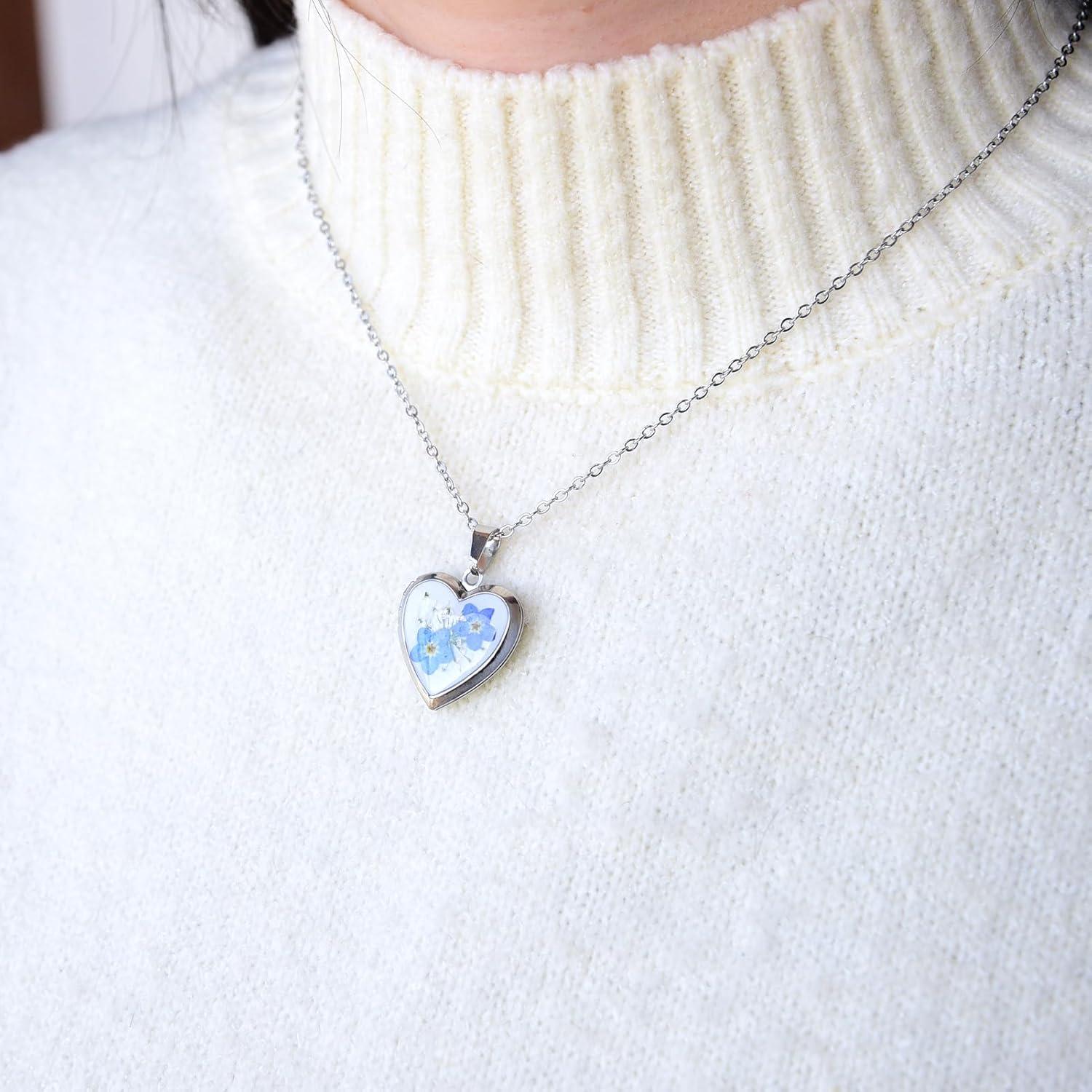 Collar Medallón Corazón Plata con Flores Prensadas - Regalo Mujer