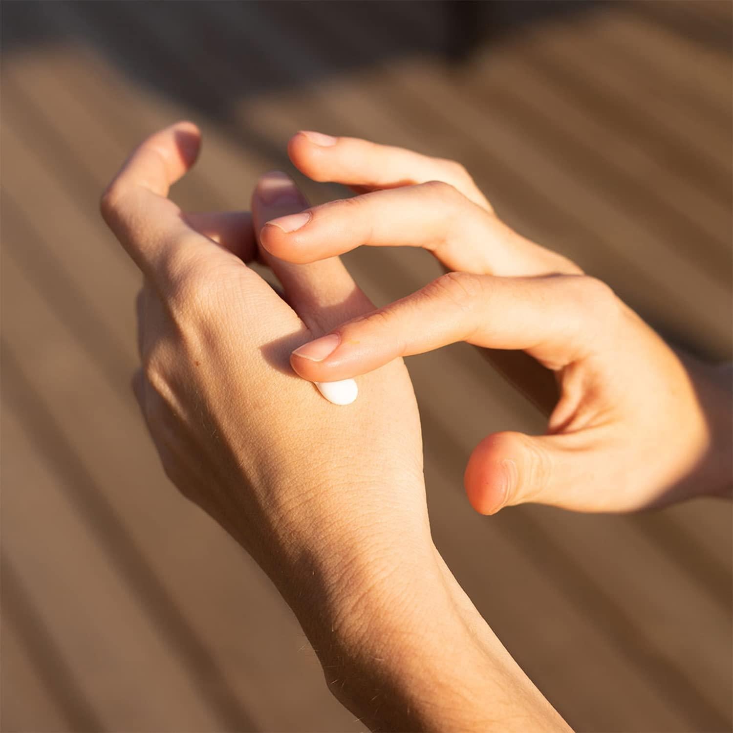 Crema de Manos Panier des Sens Almendra 74.8 ml - Hidratante Natural