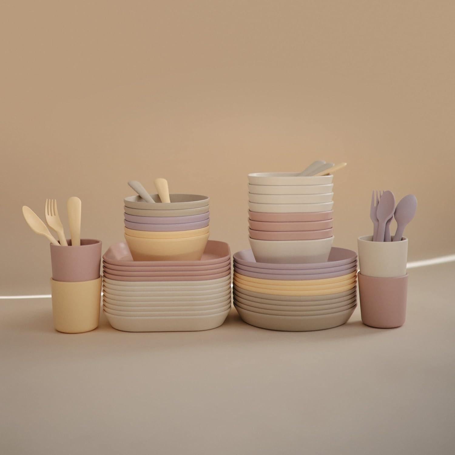 Set de 2 Tazas de Vajilla Mushie para Niños Sonrosadas