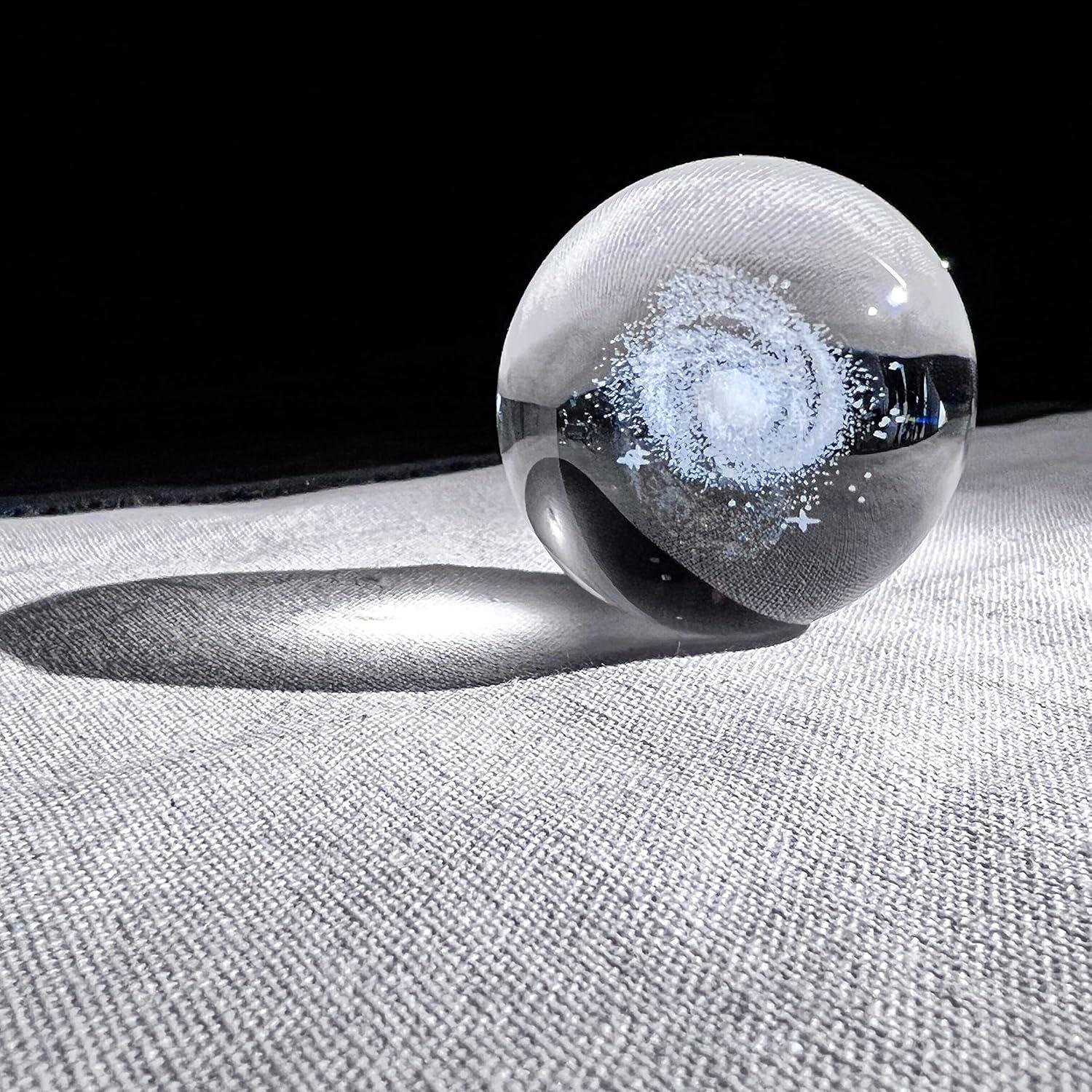 Esfera de Cristal 60mm Galaxia H&D HYALINE & DORA con Soporte