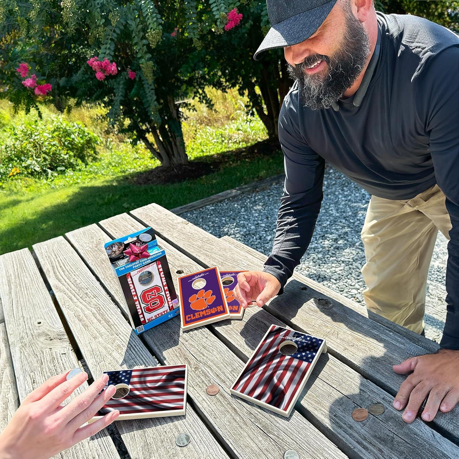 Juego de Mesa Coinhole Compacto de Madera - 2 Monedas Incluidas