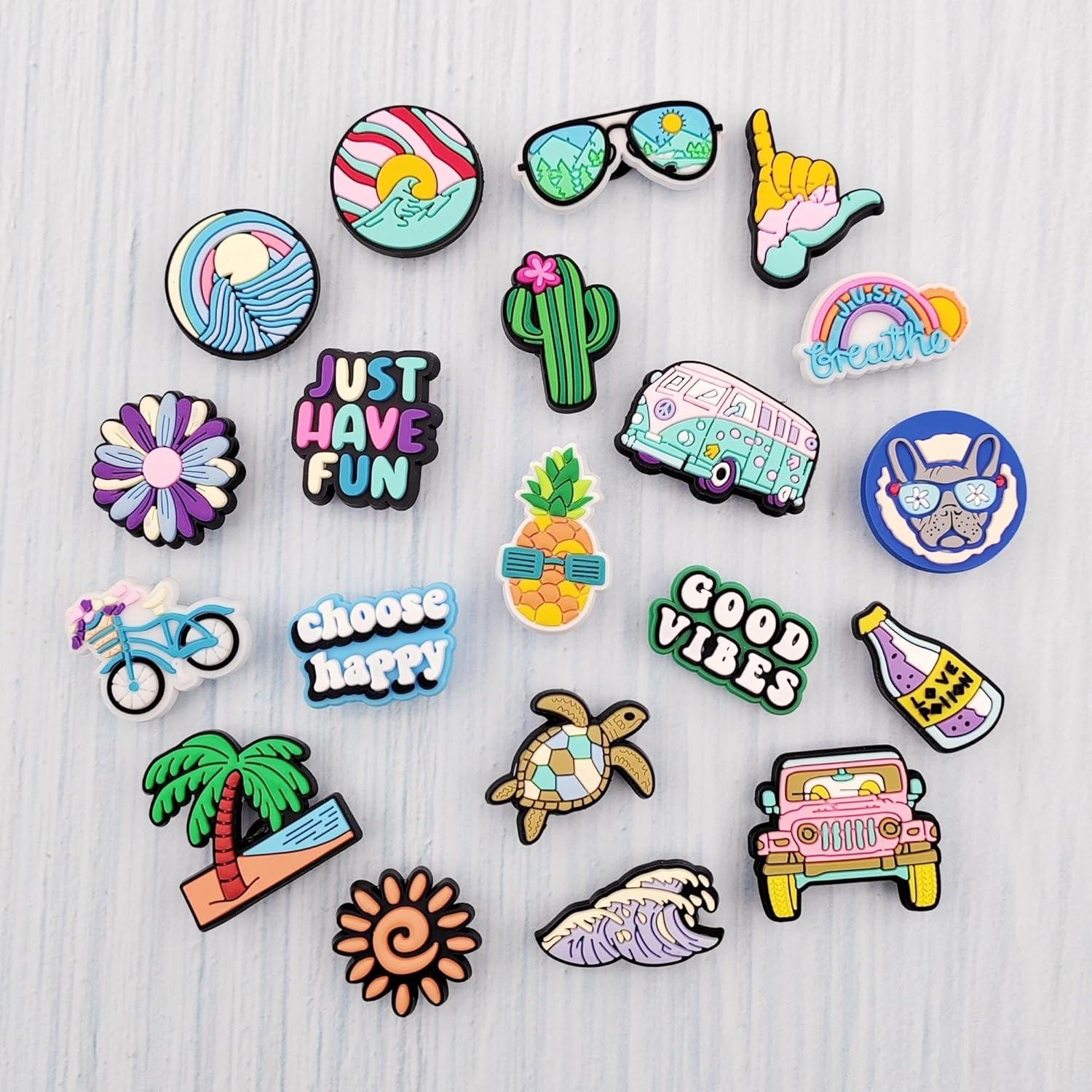 Paquete de 50 Charms para Zapatos JXMADUK - Diversión Colorida