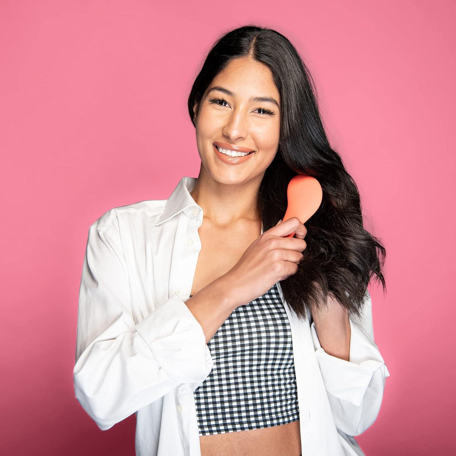 Cepillo Desenredante Ergonómico KISMETICS Pequeño Coral