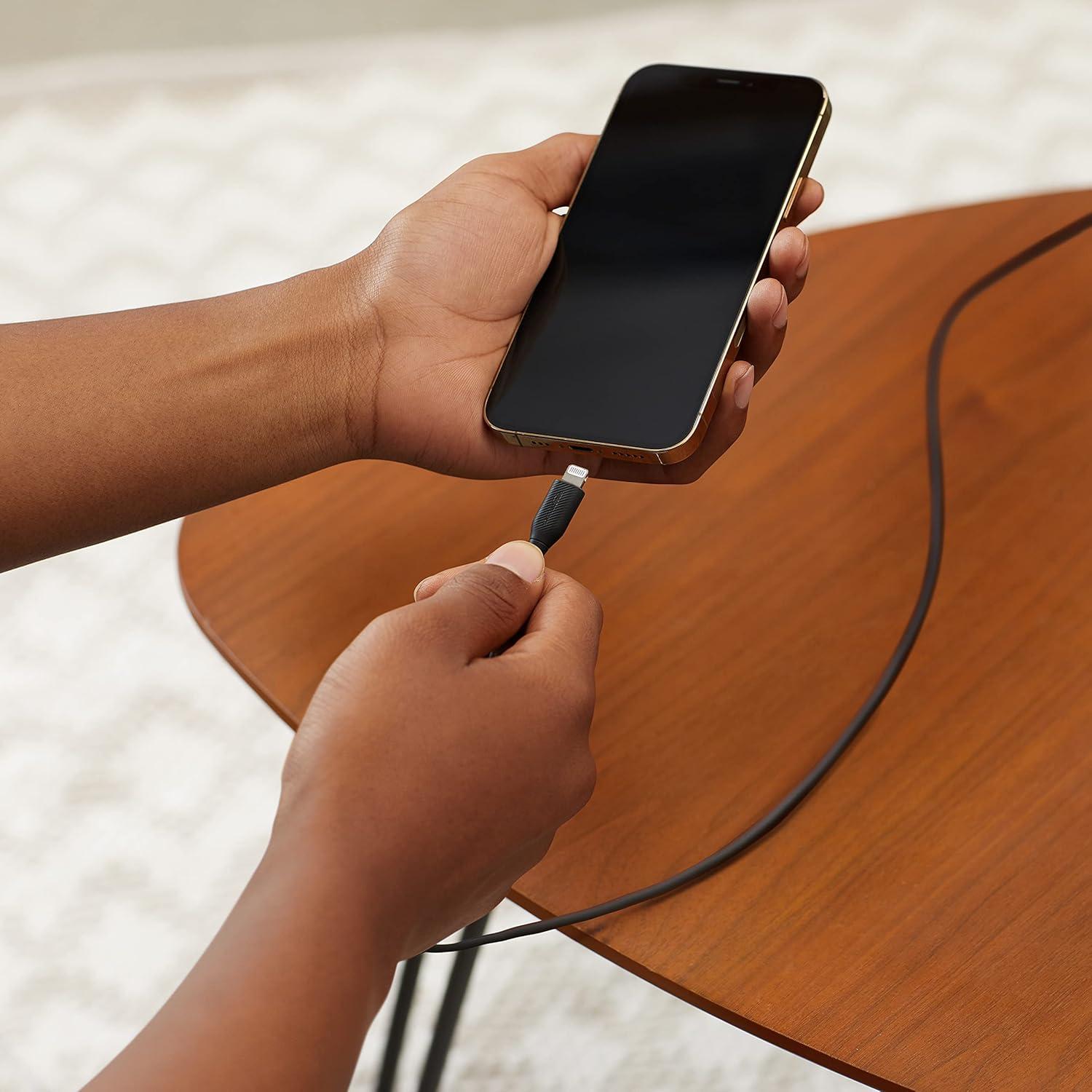 Cables de Carga USB-A a Lightning Amazon Basics - 0.91m, 2 Pzs