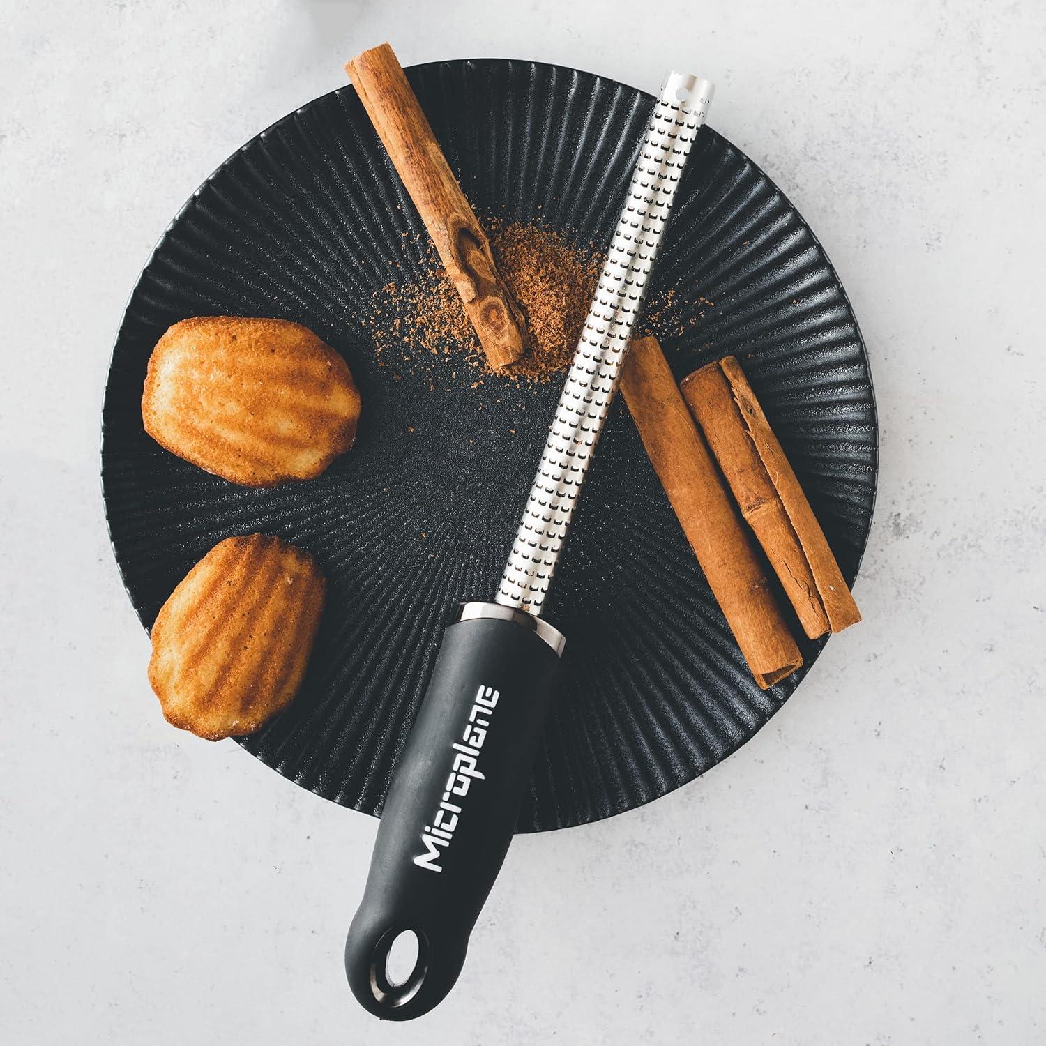 Rallador de Especias Microplane Classic Negro - Acero Inoxidable