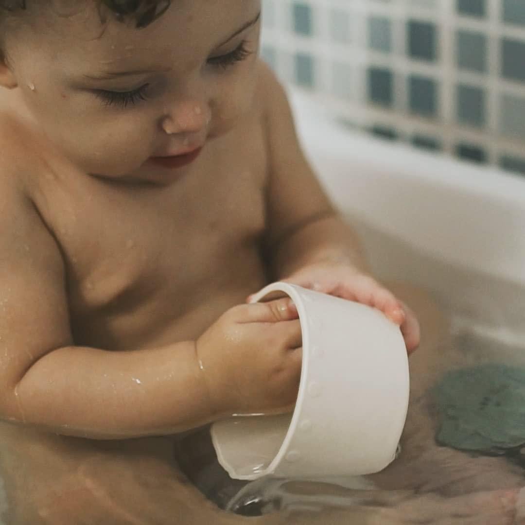 Juguete de Tazas Apilables Moonkie de Silicona para Bebés 7 Piezas