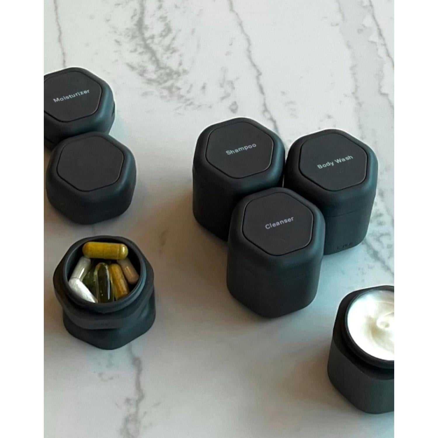 Set de Contenedores de Viaje Cadence - 4 Medianos (39.4ml) y 3 Pequeños (16ml) - Color Carbón