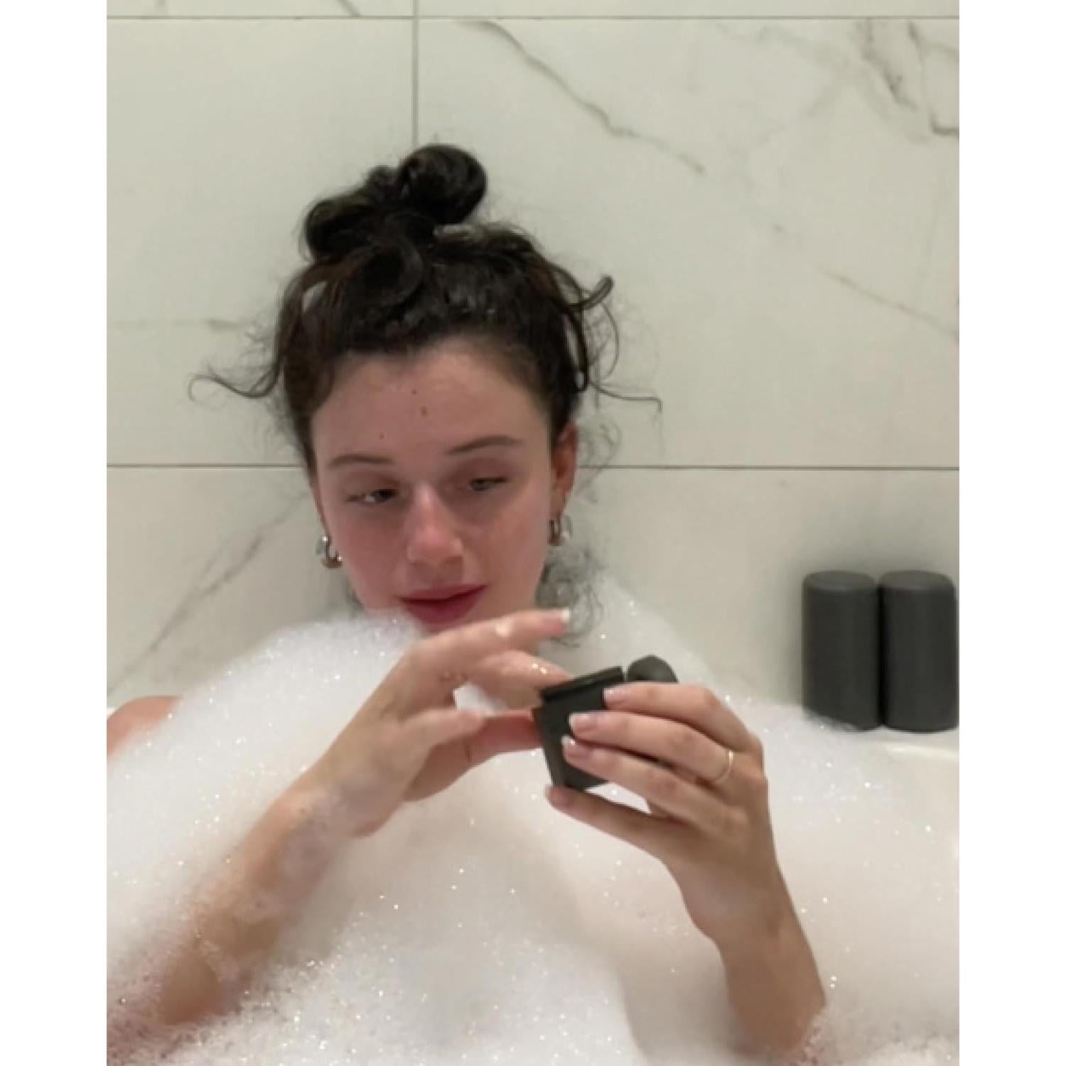 Set de Contenedores de Viaje Cadence - 4 Medianos (39.4ml) y 3 Pequeños (16ml) - Color Carbón