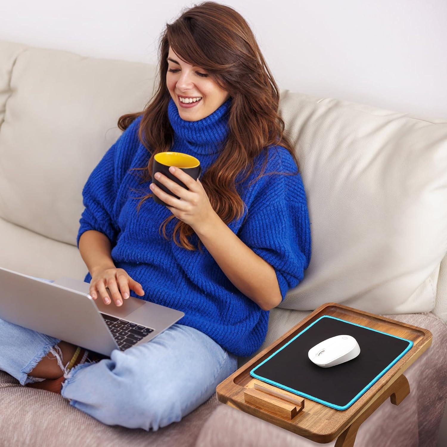 Mesa de brazo de sofá SINWANT de madera de acacia con soporte 360°