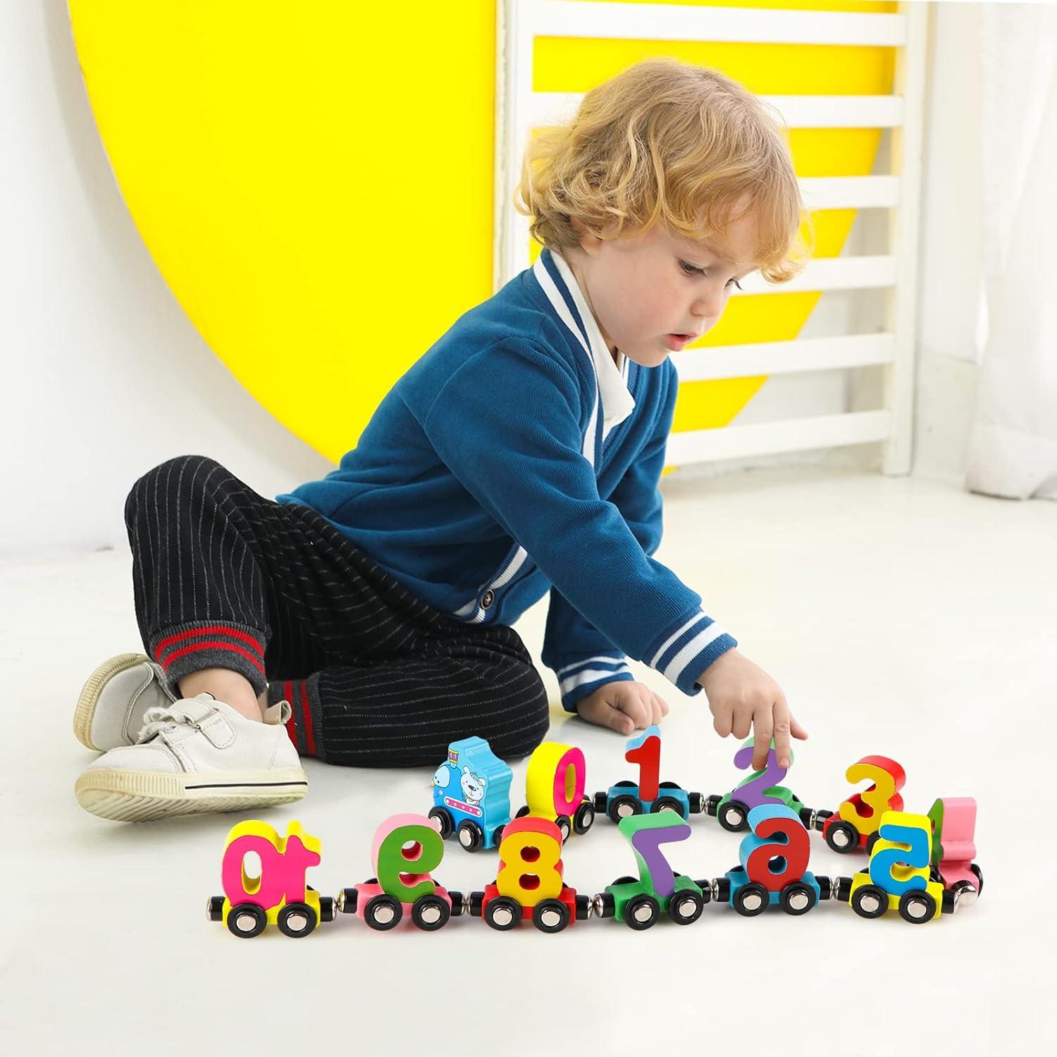 Juego de Tren Magnético de Números Wondertoys - 12 PCS
