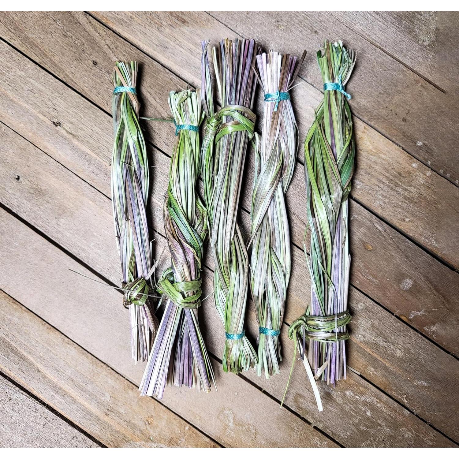 Trenza de Hierba Dulce Hecha a Mano - Calidad Media 10 cm