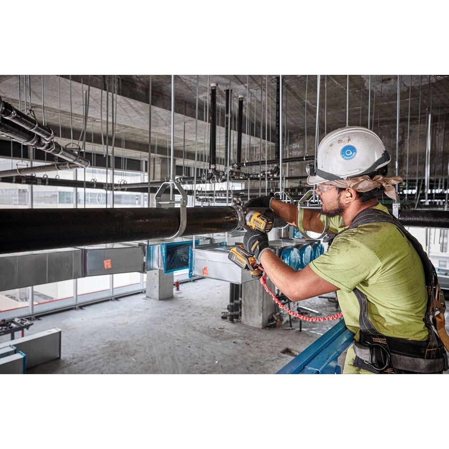 DEWALT Kit Taladro Percusión y Destornillador 20V DCK299P2