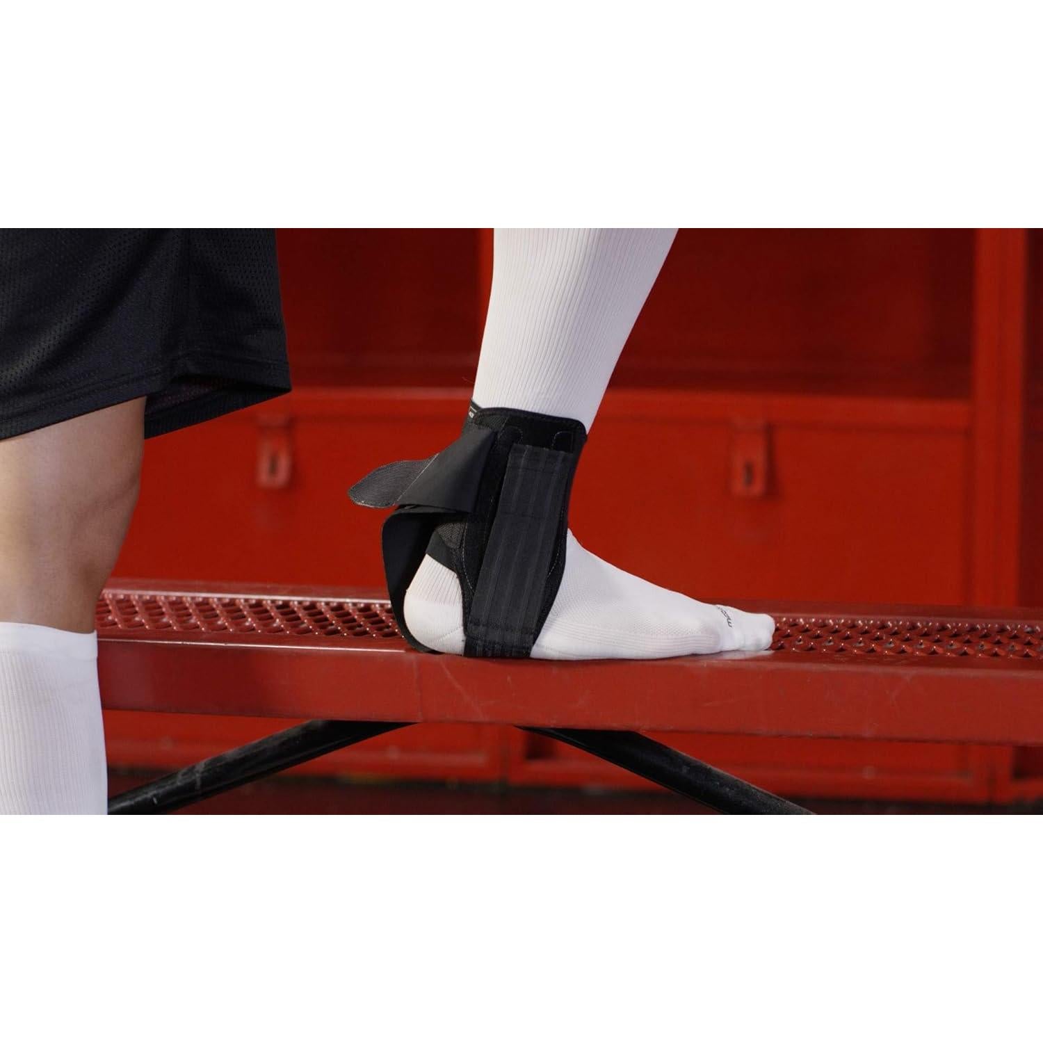 Férula de Tobillo McDavid 4311 Sin Cordones para Botas