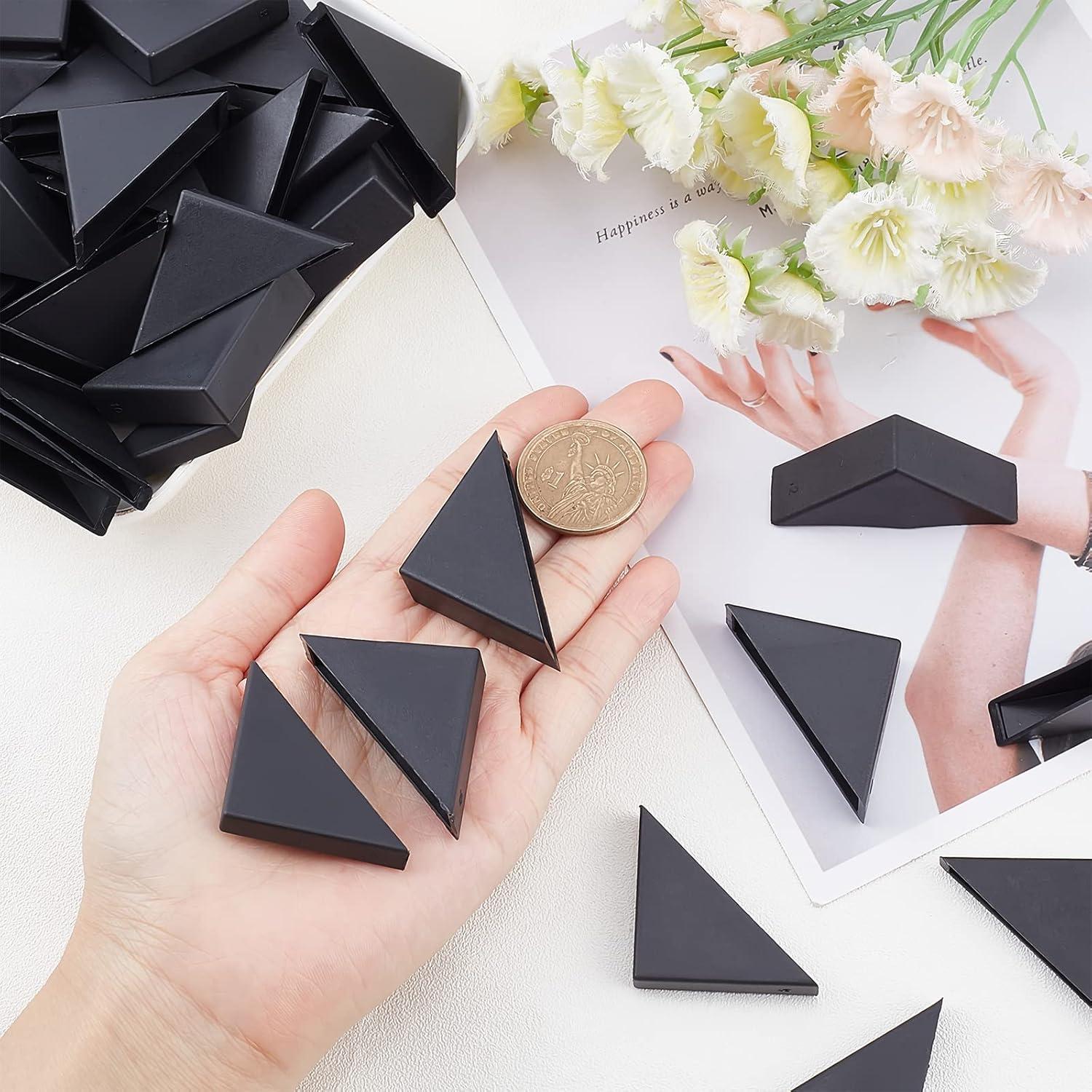 Protector de Esquinas Triangulares BENECREAT 60 Piezas Negro