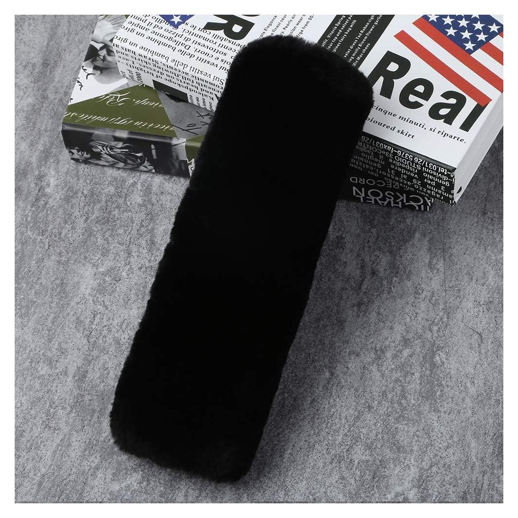 Cubierta de cinturón de seguridad OGLAND de piel de oveja negra