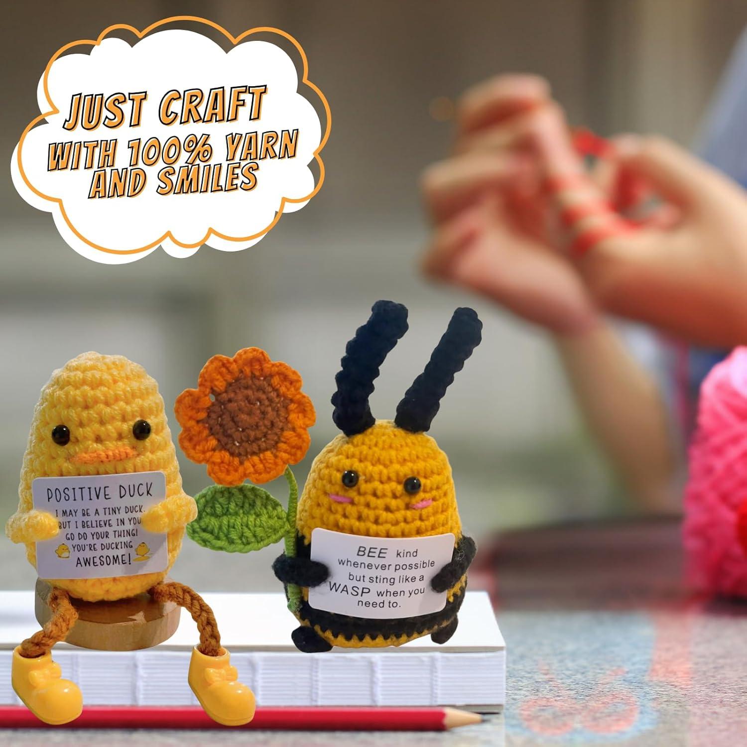 Juego de Regalo de Crochet Pato y Abeja - Apoyo Emocional