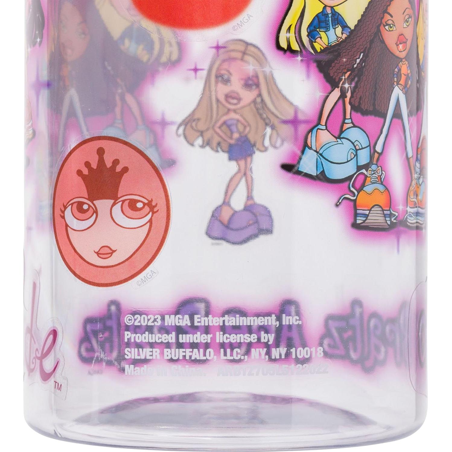 Botella de Agua Plástica Silver Buffalo Bratz 946ml con Stickers