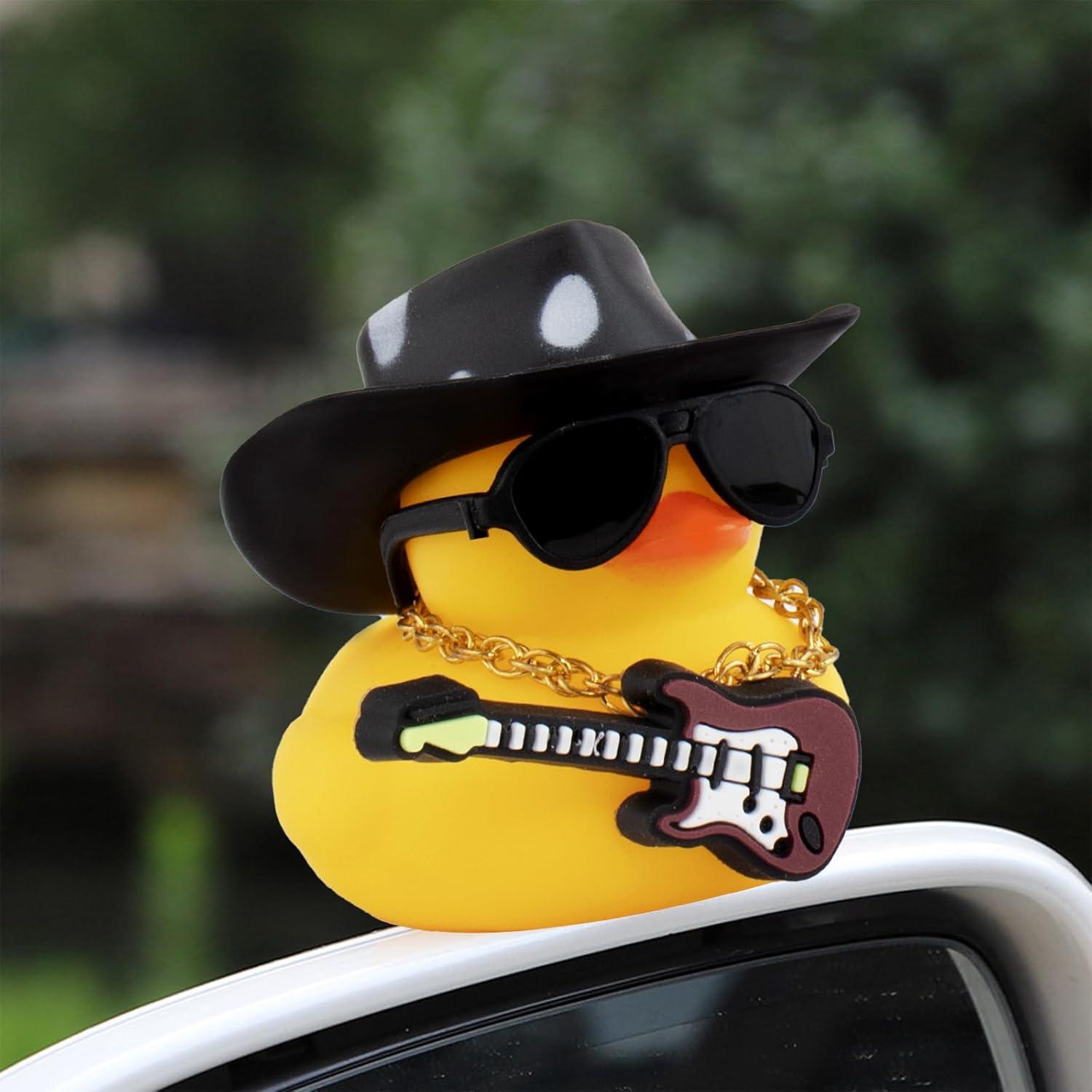 Adorno de Pato de Goma Wonuu para Coche con Sombrero y Guitarra