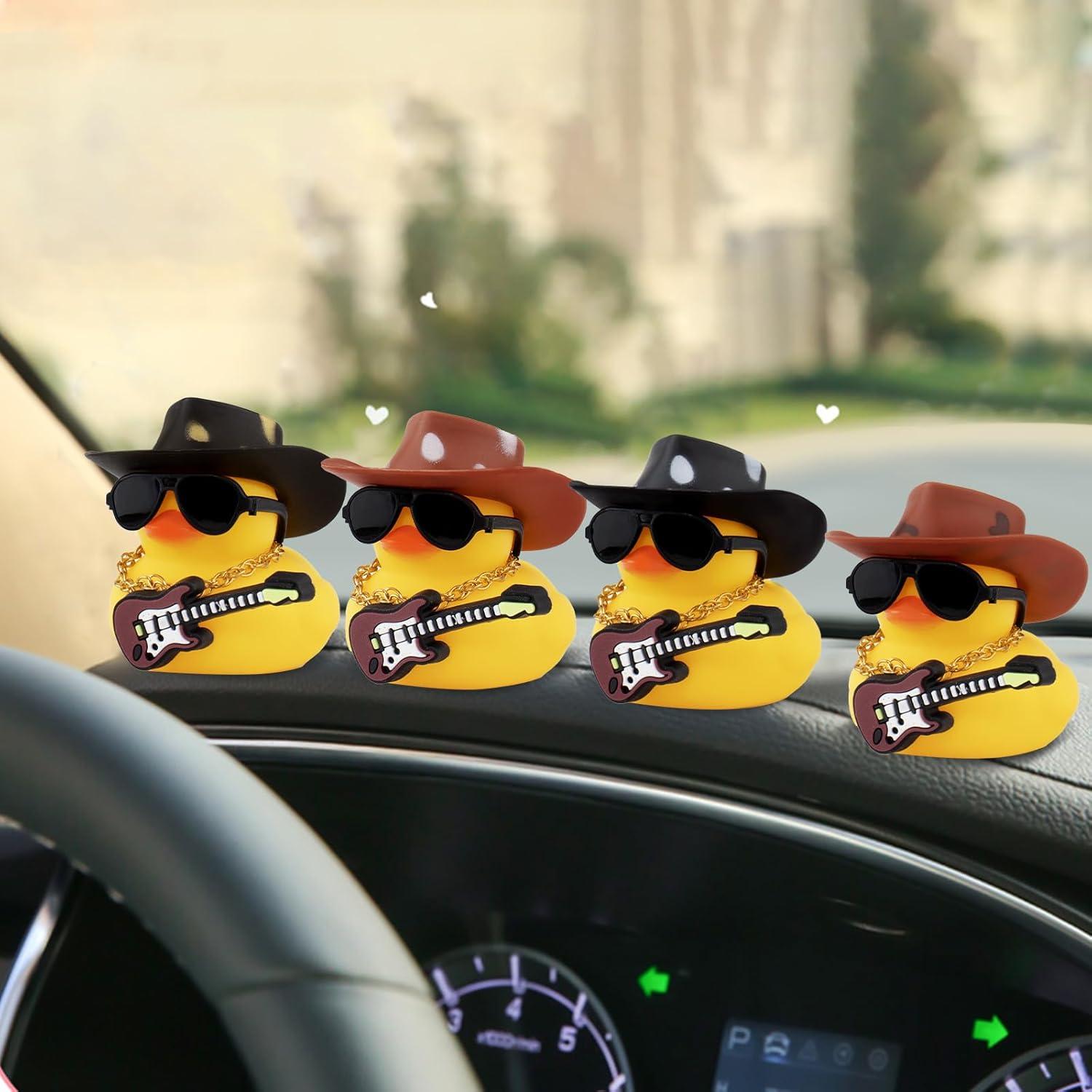 Adorno de Pato de Goma Wonuu para Coche con Sombrero y Guitarra