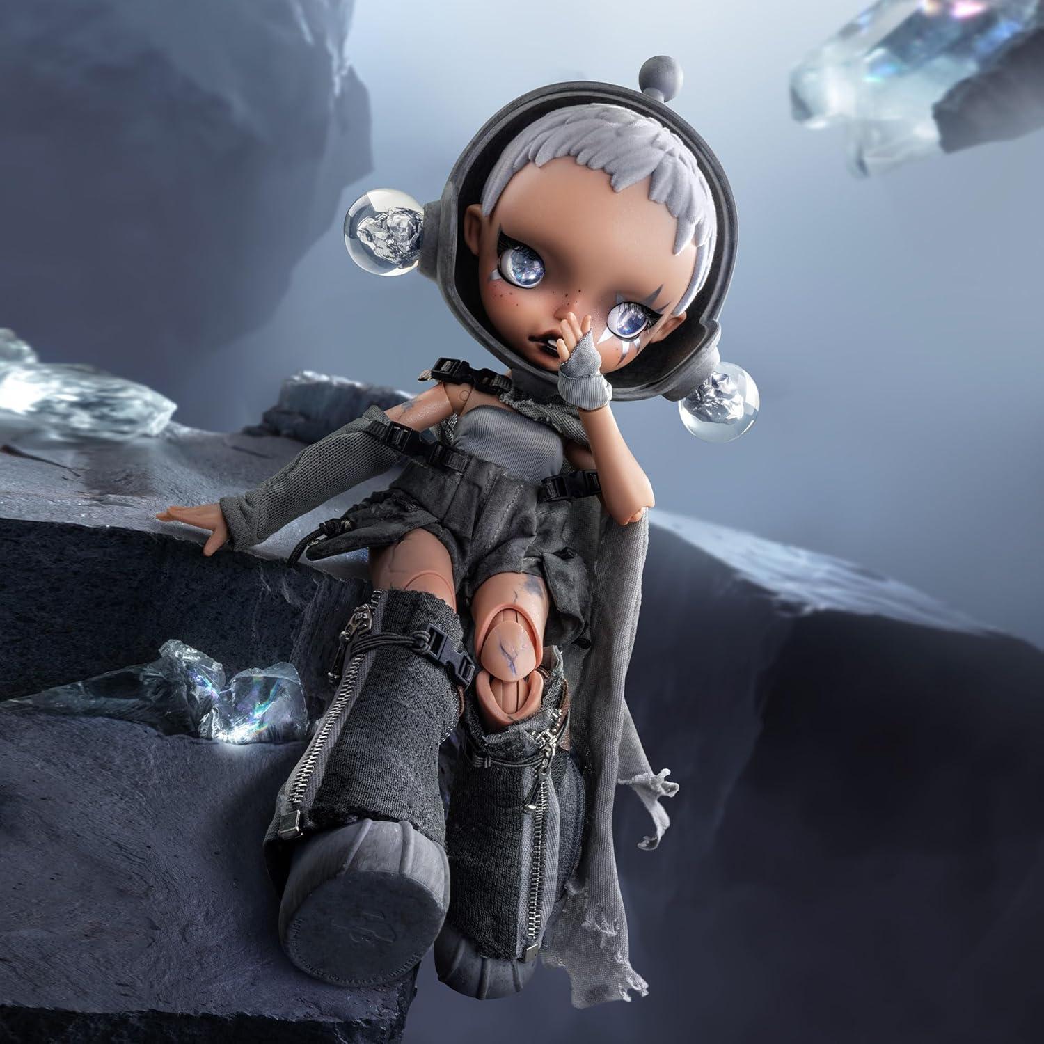 Figura de Acción Pop Mart Skullpanda x Hamcus 1/6 - 24.5 cm