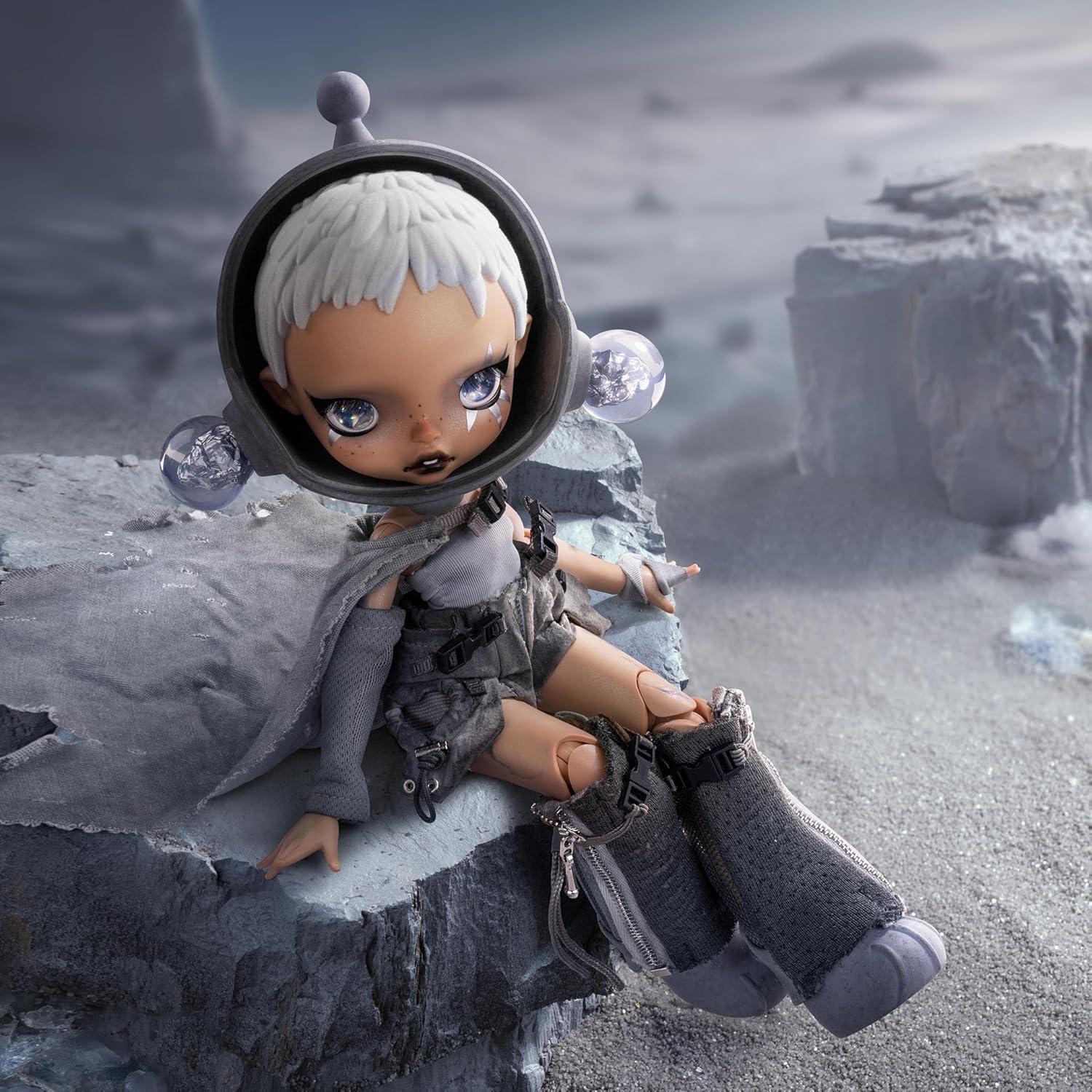 Figura de Acción Pop Mart Skullpanda x Hamcus 1/6 - 24.5 cm