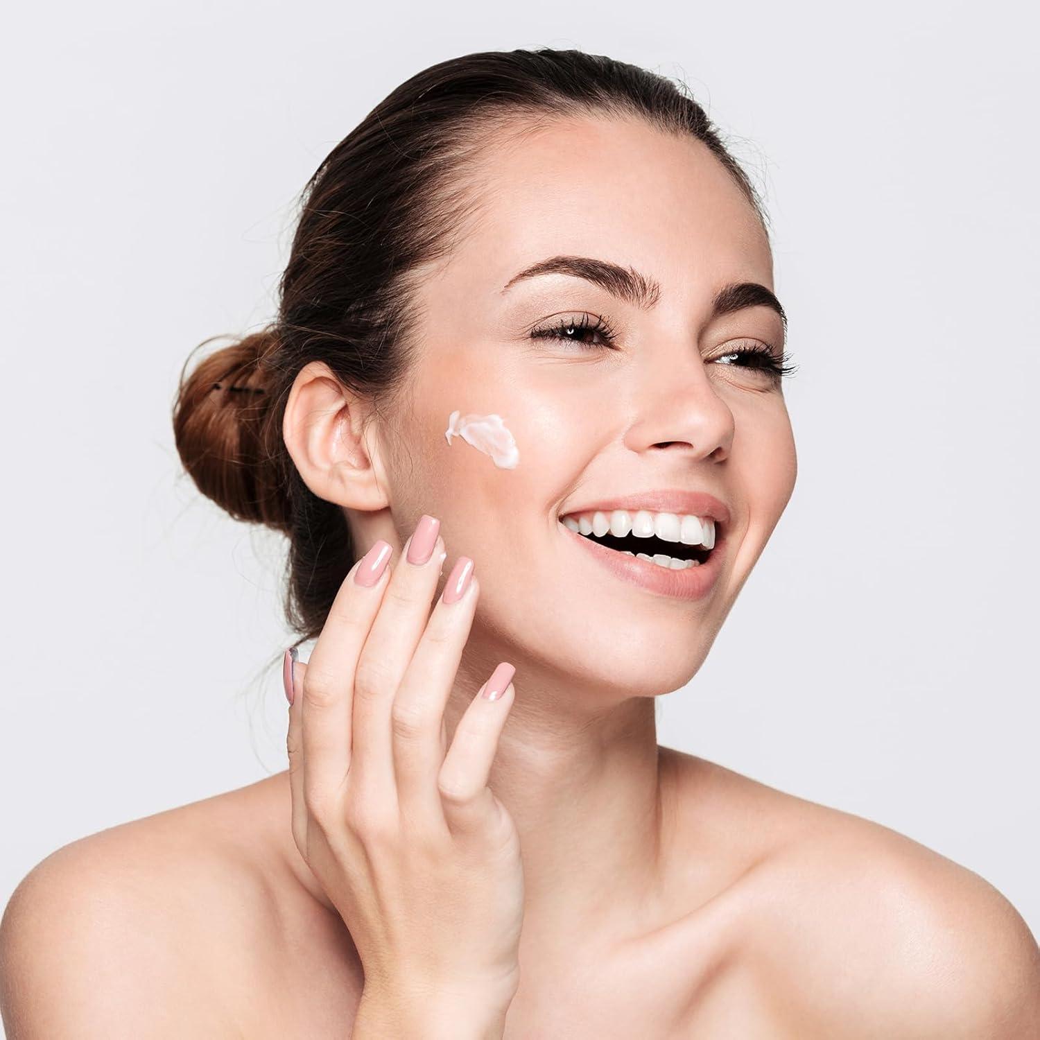 Crema Hidratante Facial LAVONE 52.5 ml con Ácido Hialurónico