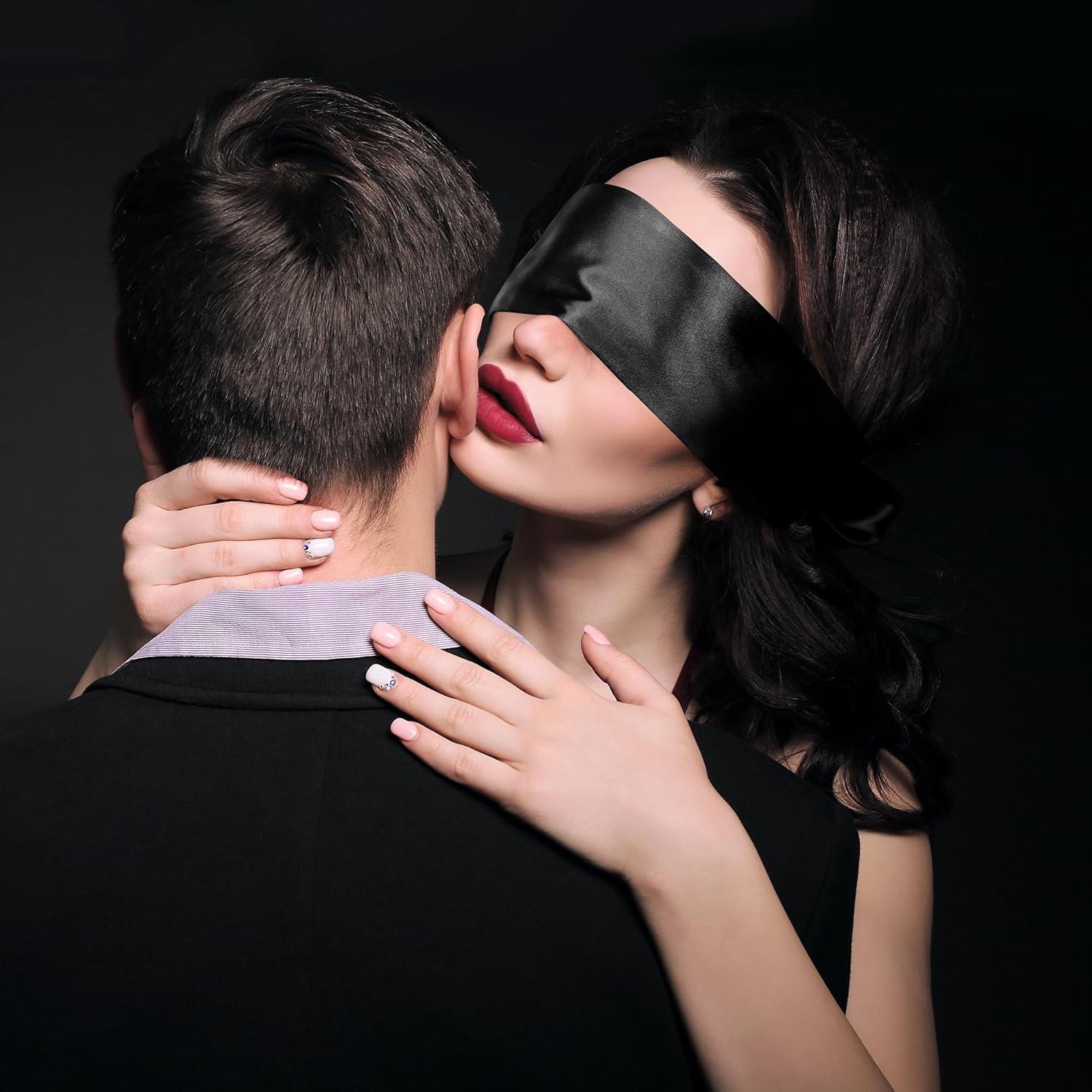 Máscara de Sueño de Satén FRESHME Ajustable para Bloquear Luz