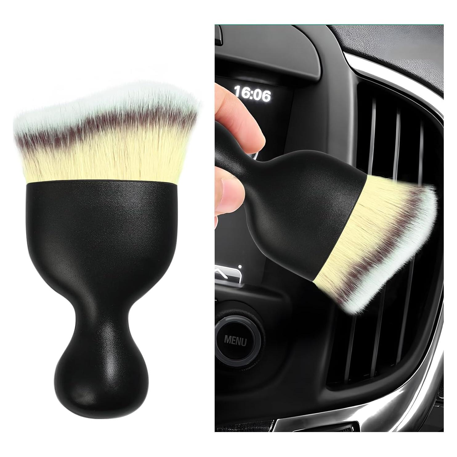 Cepillo de Polvo para Interior de Auto Dickno Beige 4.5x9.8cm