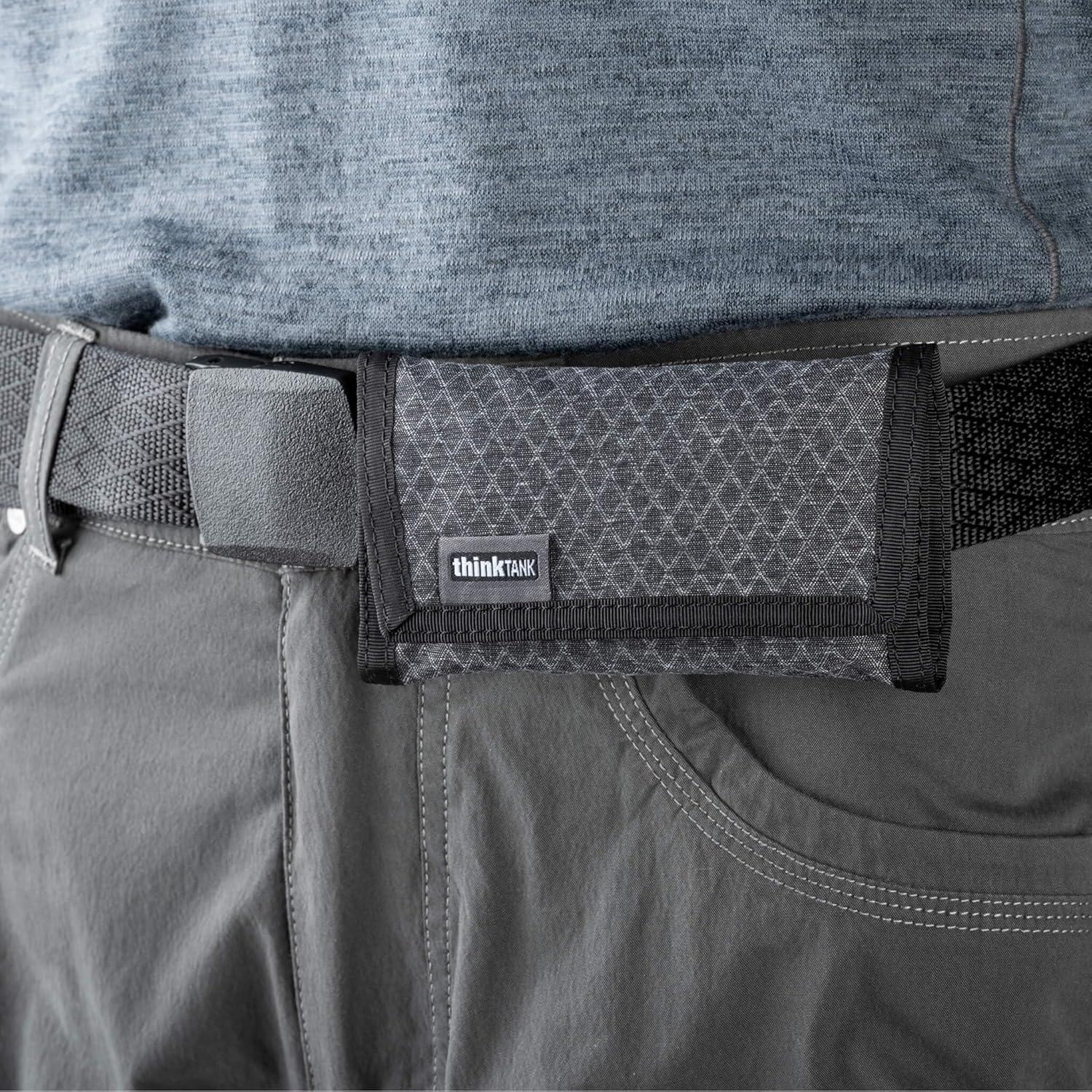 Cartera de Memoria y Batería Think Tank Photo Pizarra Negra