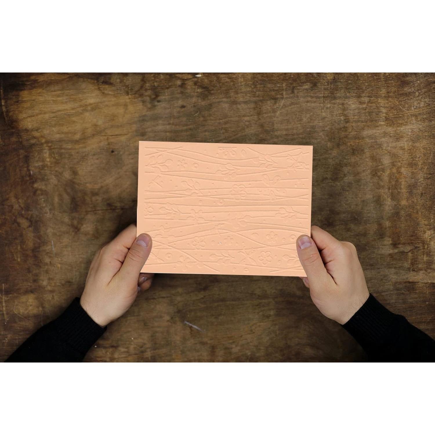 Carpeta de Embossing 3D Hying Flores y Ramas 14.5x10.5 cm