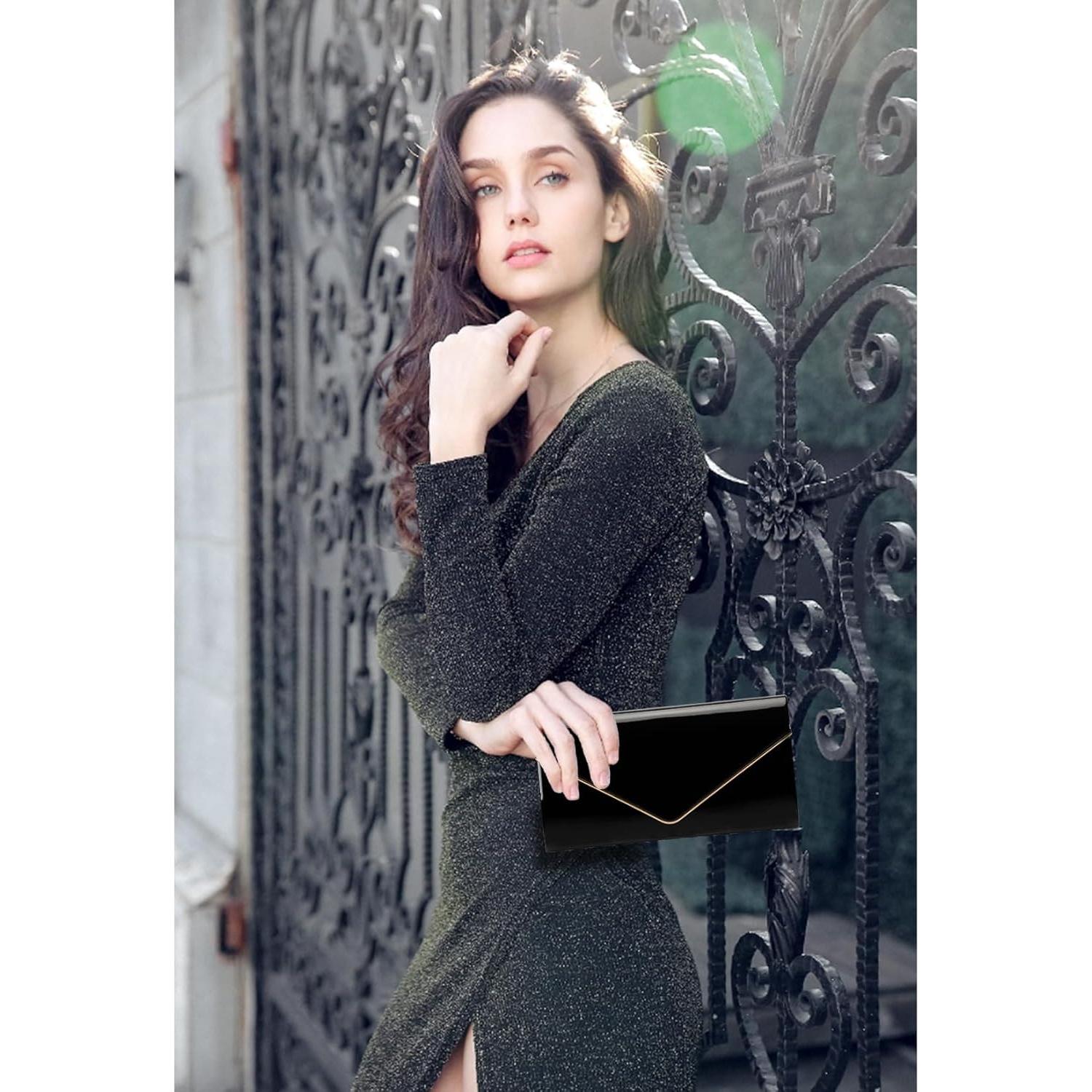 Bolso de mano tipo sobre Dexmay de cuero sintético brillante