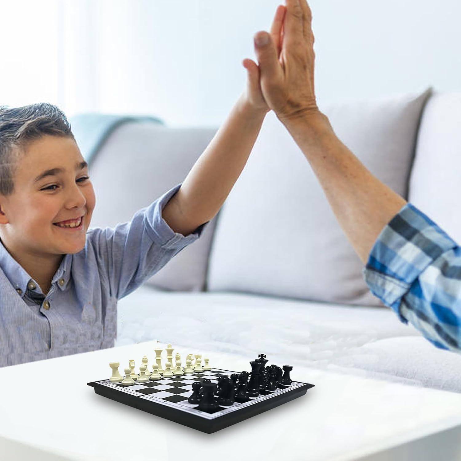 Juego de Ajedrez de Viaje Plegable KIDAMI Magnético 20.3x10.2 cm