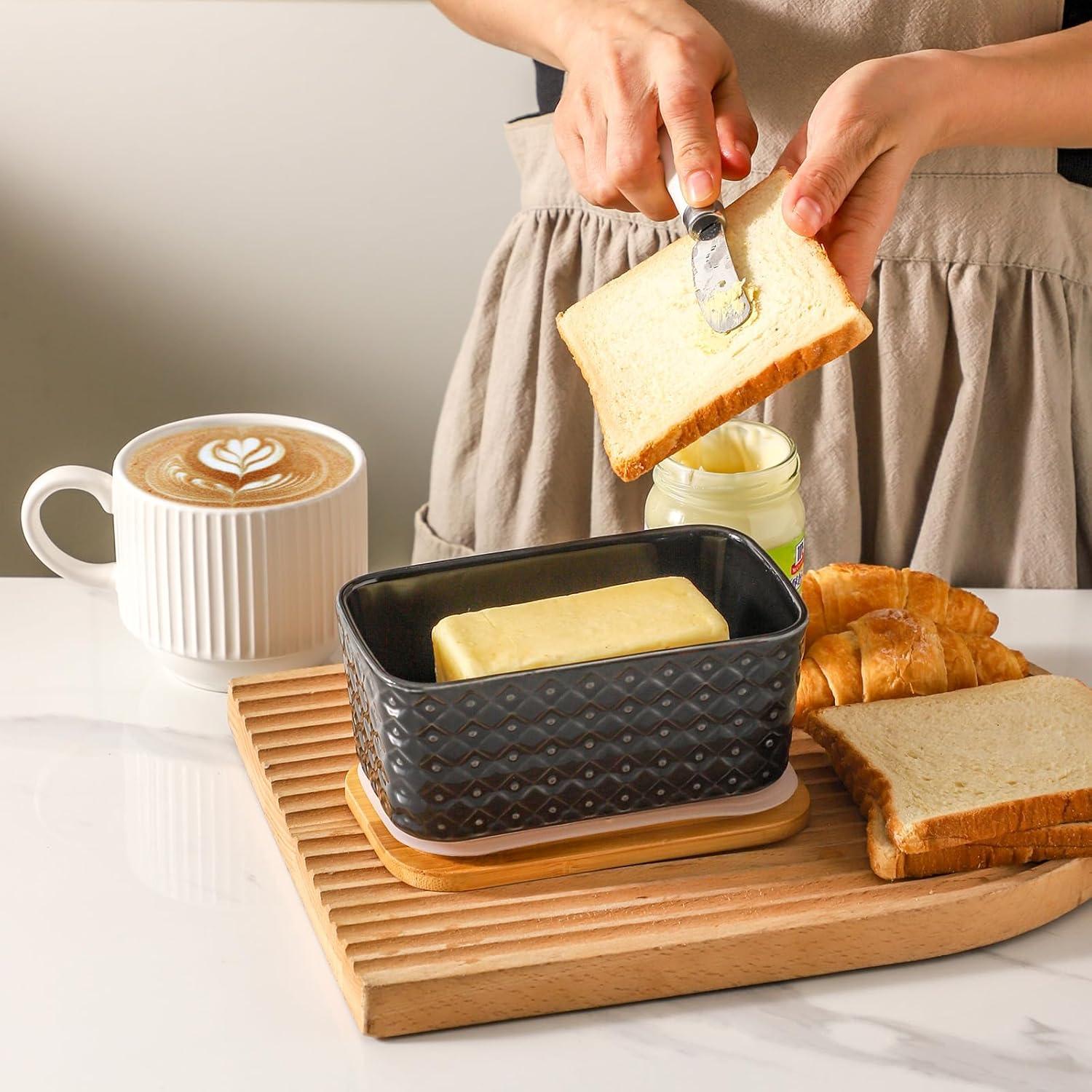 Plato de Mantequilla Cerámica Hasense con Tapa 16.3x7.1cm