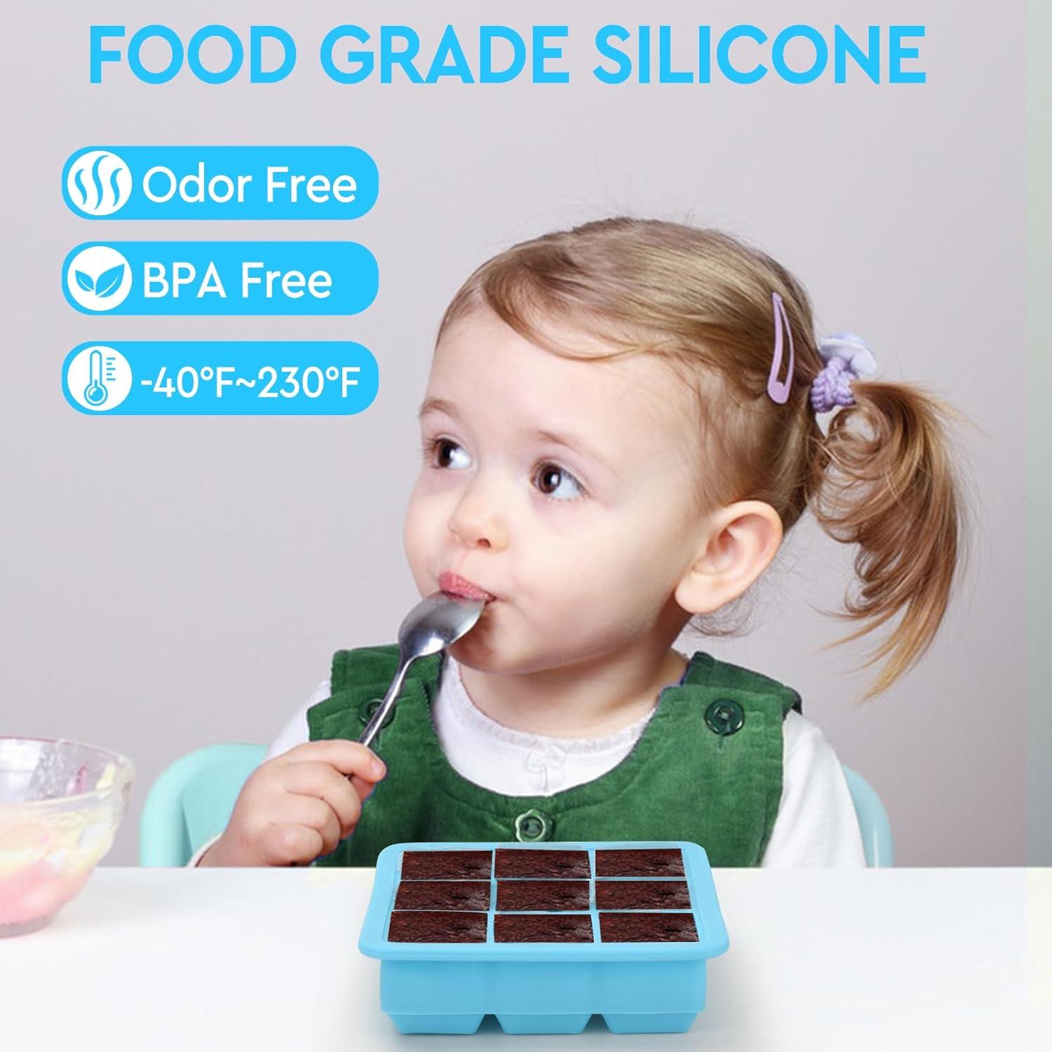 Bandeja de Hielo de Silicona Aibirui con Tapa 13.5x13.5 cm