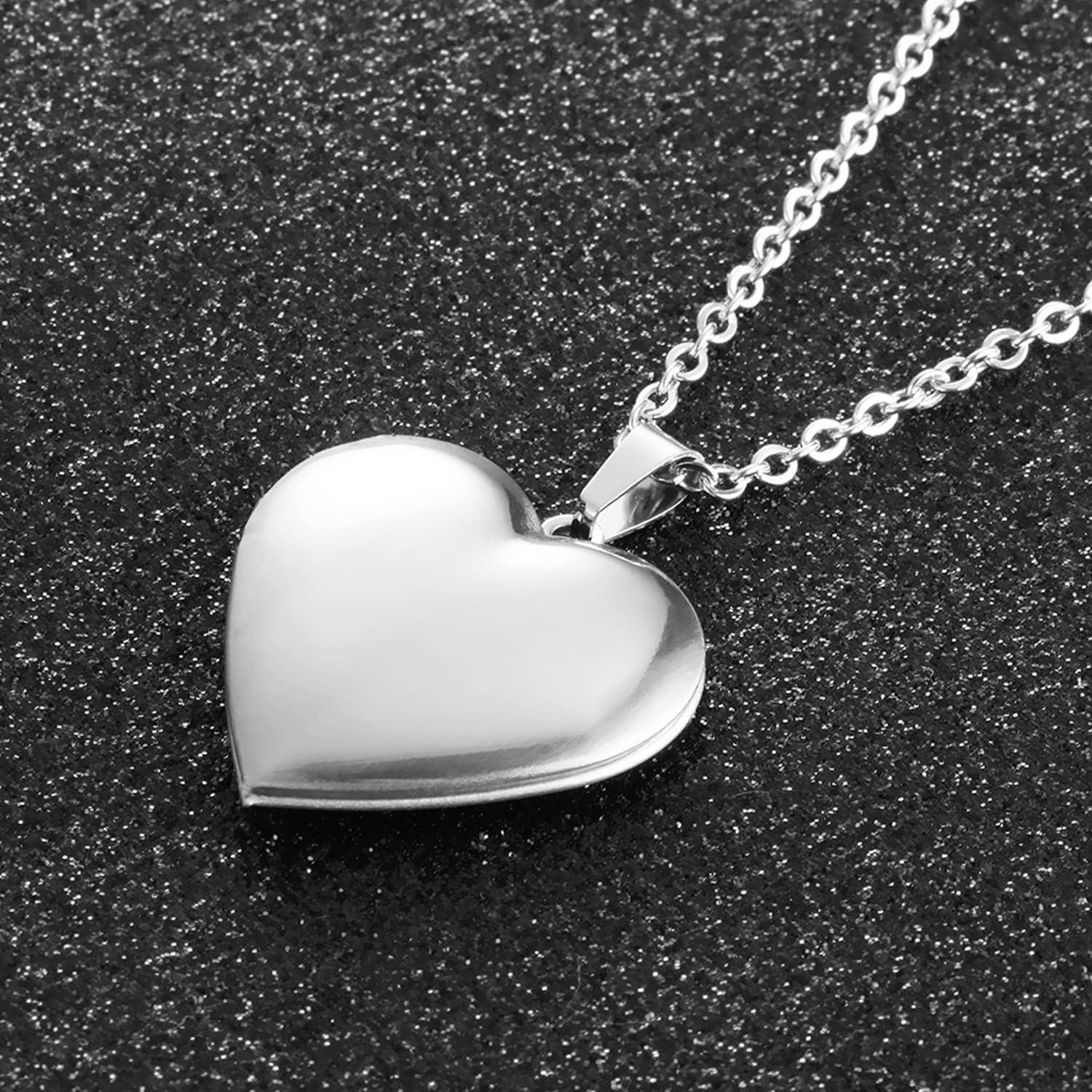 Collar medallón PHOCKSIN acero inoxidable corazón 2.79 cm