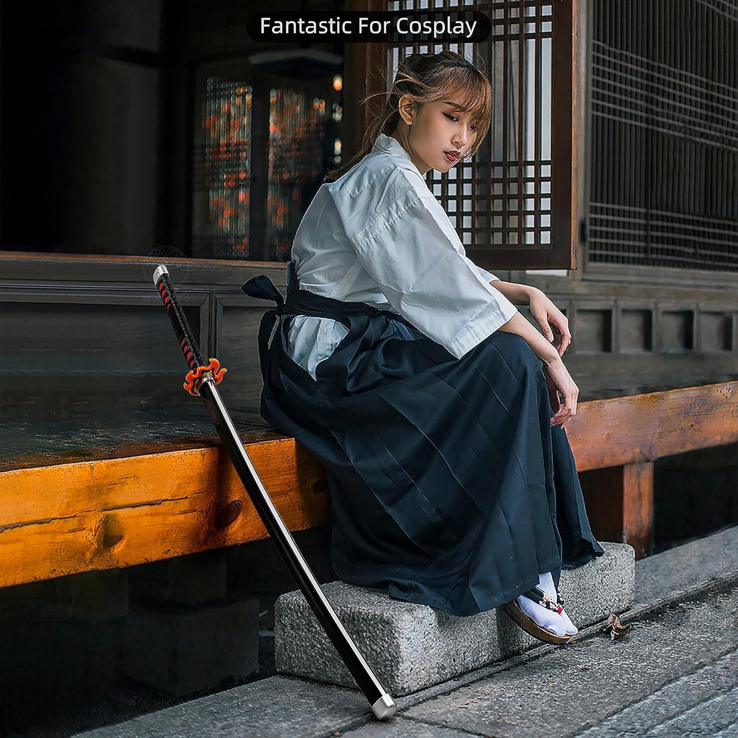 Espada de Cosplay Tanjiro Kamado 102.87 cm + Cinturón y Soporte